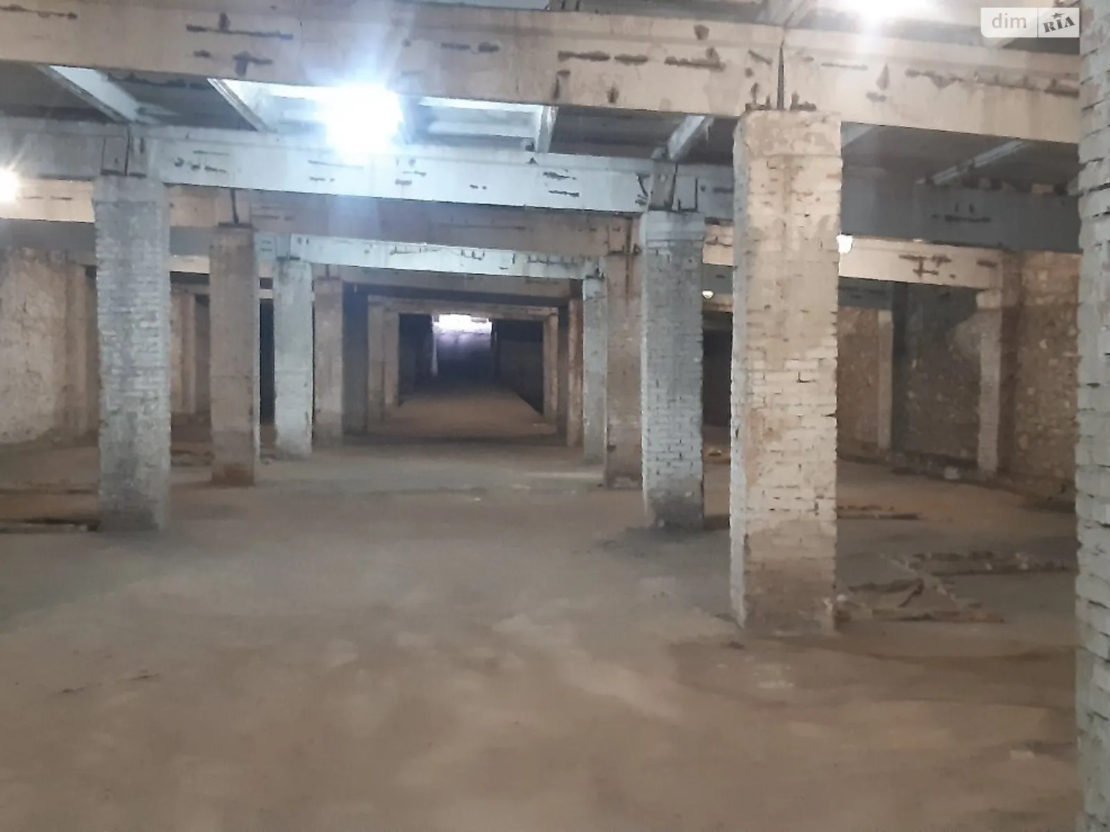 Продается объект сферы услуг 2500 кв. м в 1-этажном здании, цена: 85000 $ - фото 1