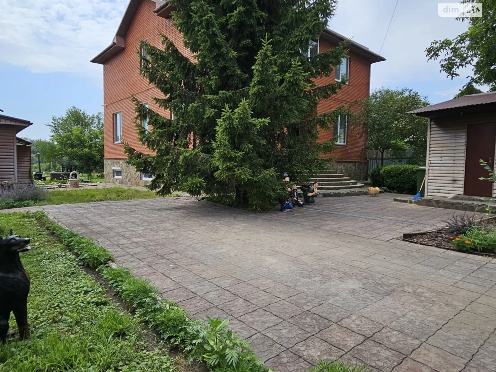 Продается дом на 3 этажа 269.2 кв. м с мебелью, цена: 150000 $ - фото 1