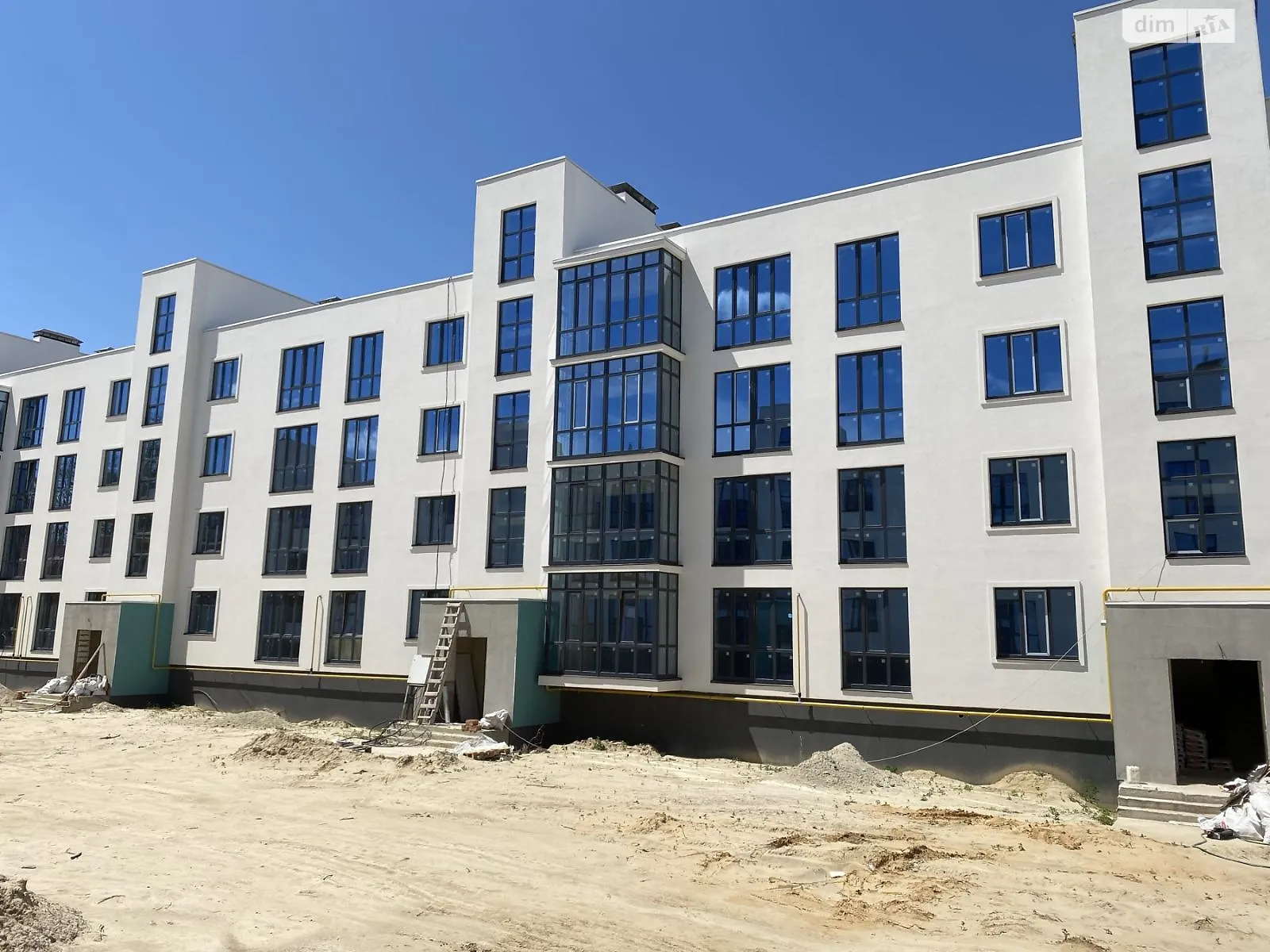 Продається 2-кімнатна квартира 57.5 кв. м у Ірпені, вул. Захисників - фото 1