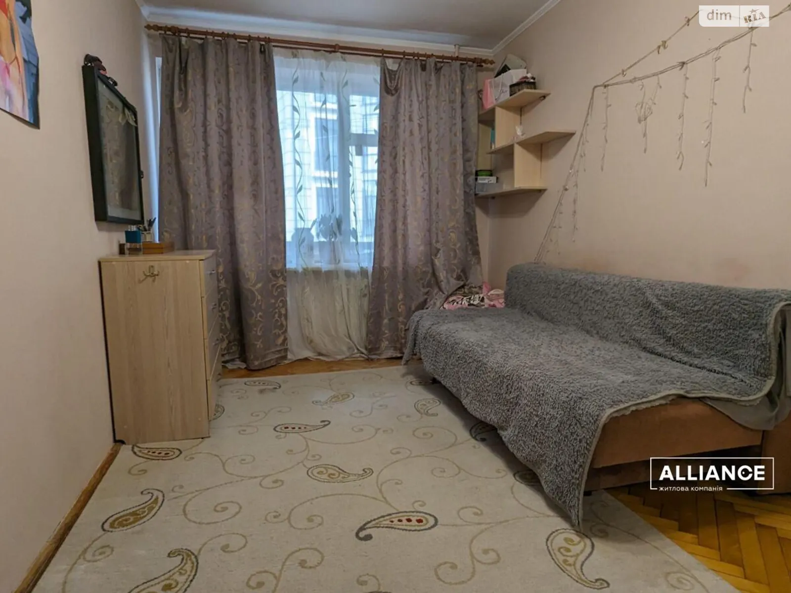 Продается 3-комнатная квартира 72 кв. м в Ивано-Франковске, ул. Гетьмана Ивана Мазепы - фото 1