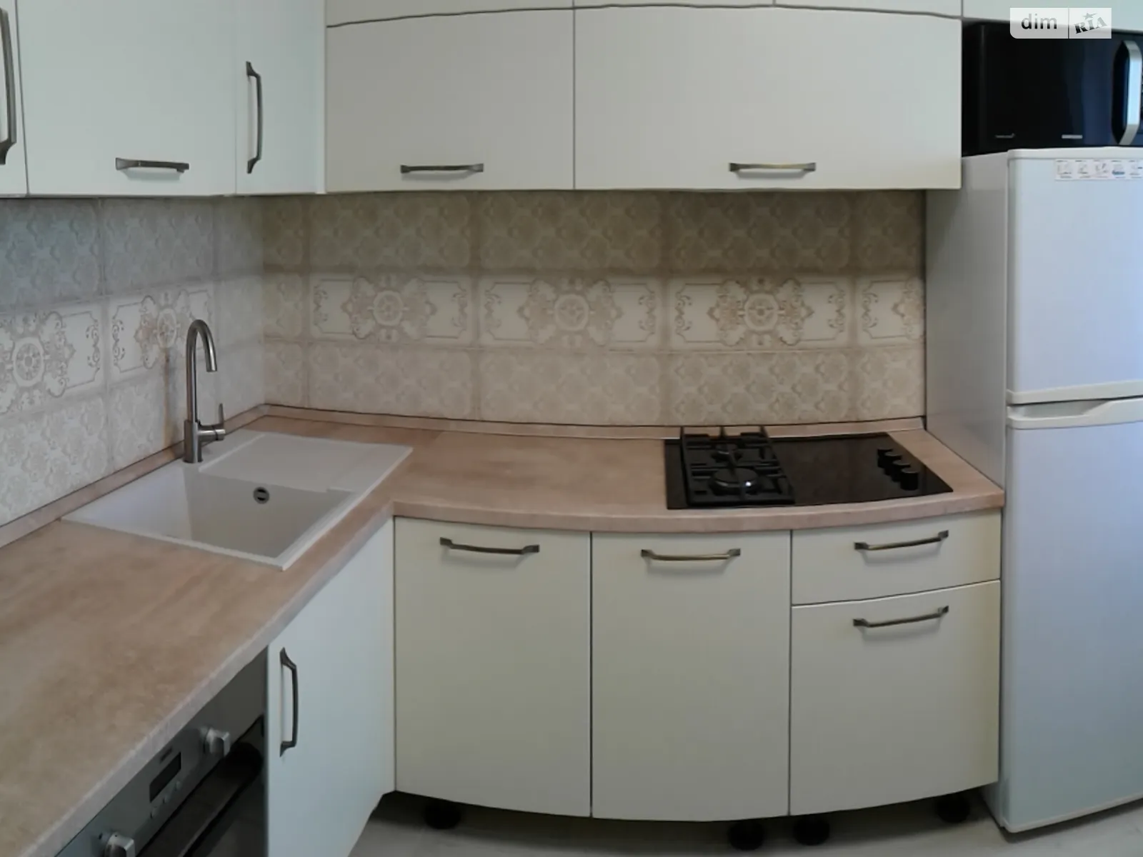 Продається 2-кімнатна квартира 46 кв. м у Харкові, вул. Європейська(Новгородська), 4А - фото 1