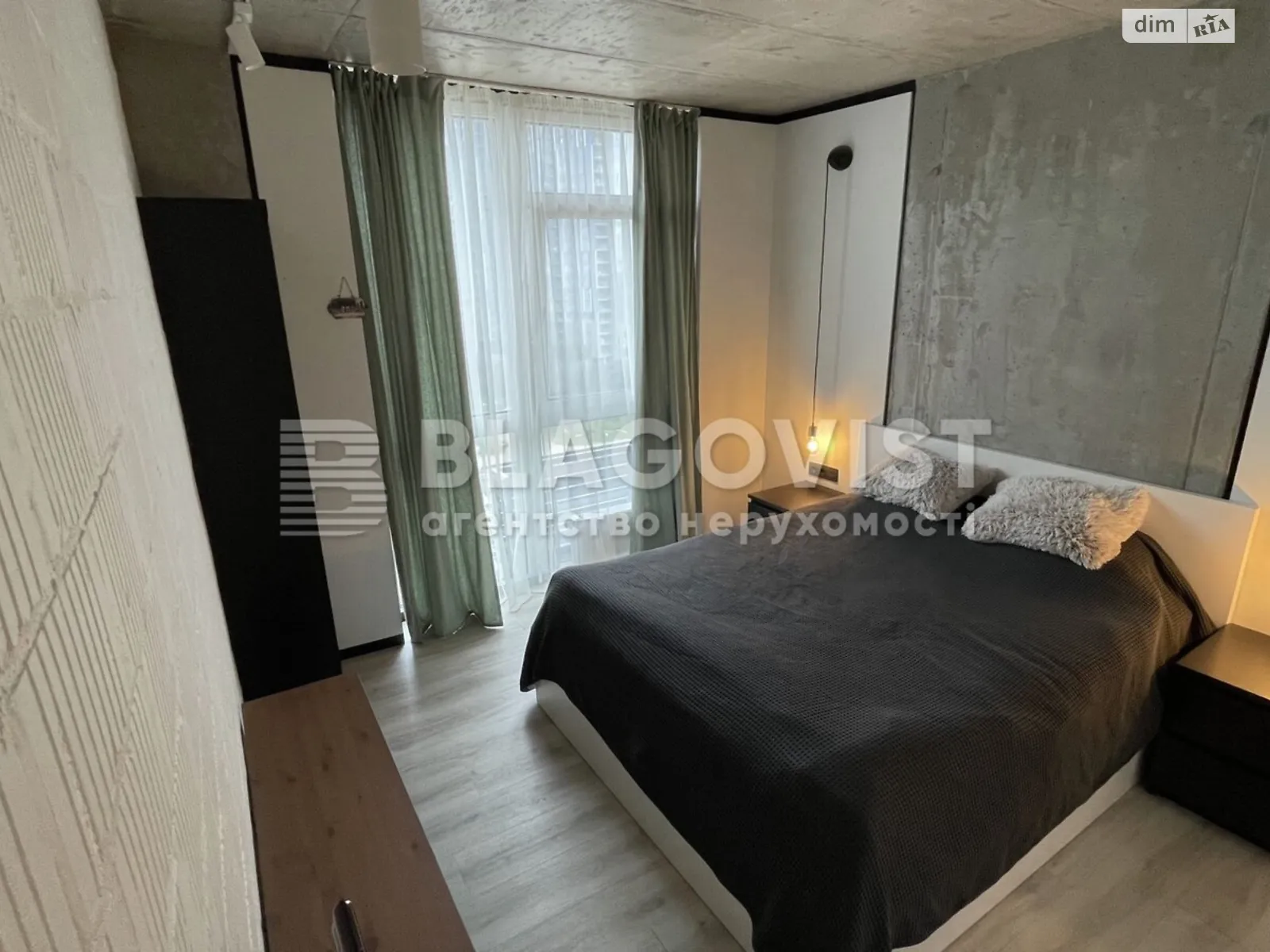 Продается 3-комнатная квартира 65 кв. м в Киеве, ул. Предславинская, 55А - фото 1
