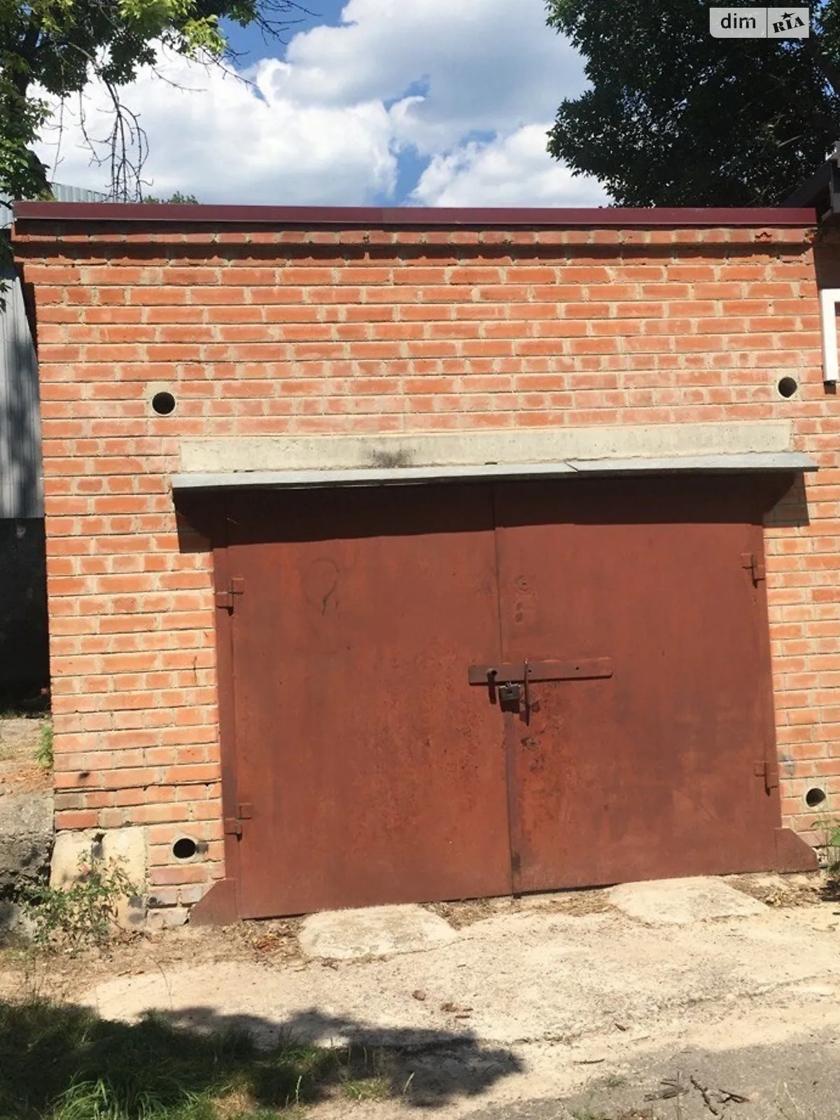 Продается отдельно стоящий гараж под легковое авто на 26.27 кв. м, цена: 25000 $ - фото 1