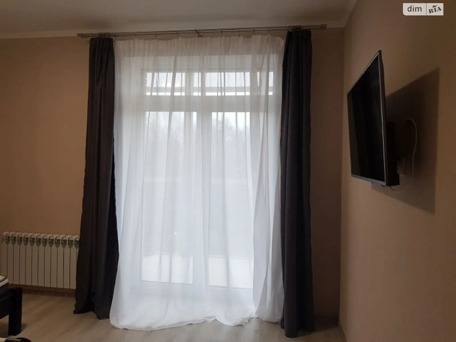 Сдается в аренду 1-комнатная квартира 40 кв. м в Полтаве, ул. Соборности - фото 1