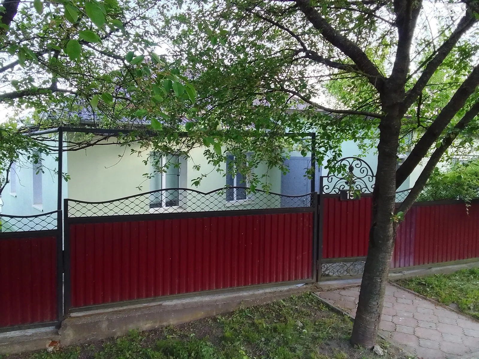 Продается одноэтажный дом 87 кв. м с балконом, цена: 40000 $ - фото 1