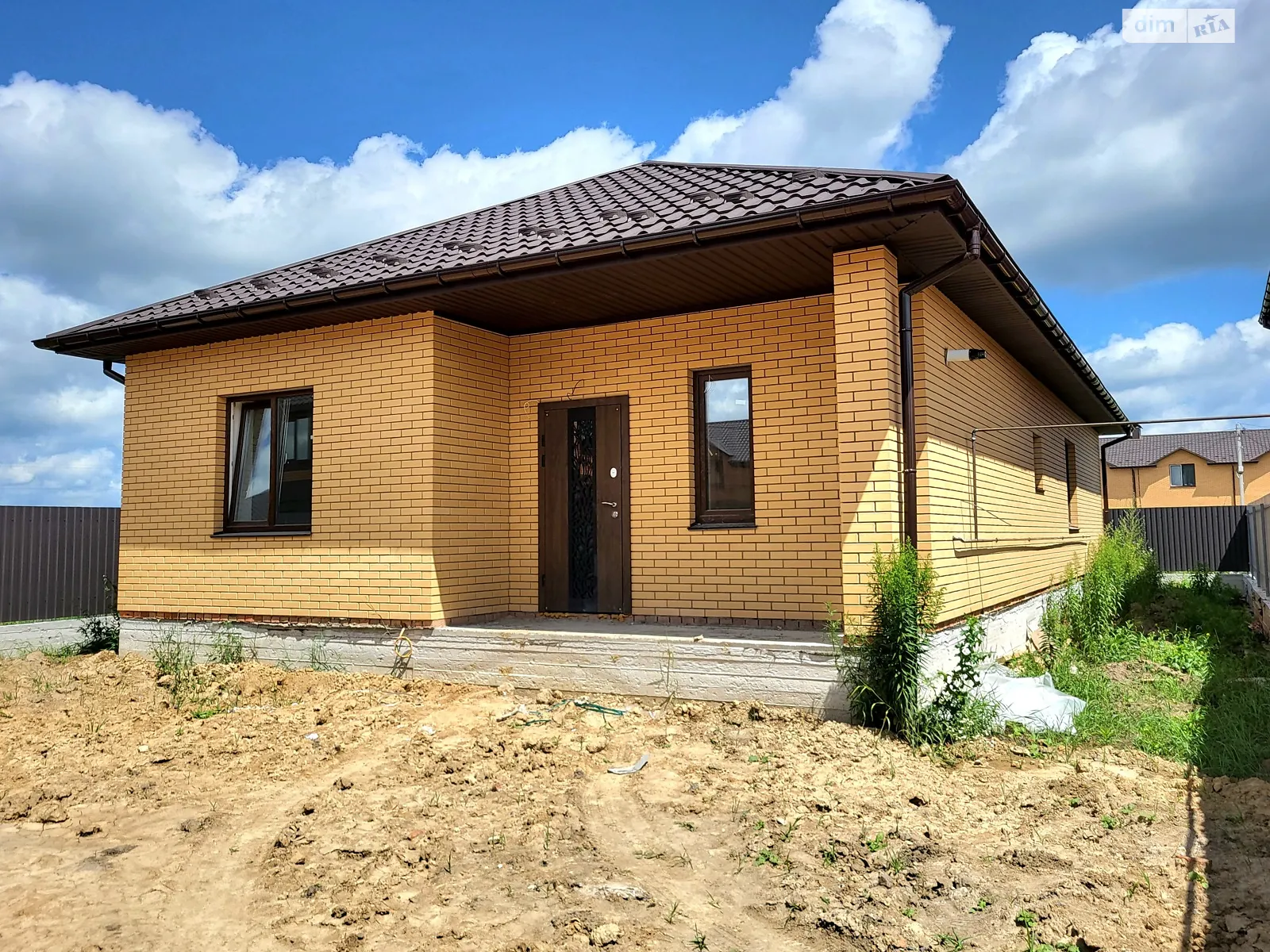 Продается одноэтажный дом 110 кв. м с бассейном, цена: 93000 $ - фото 1