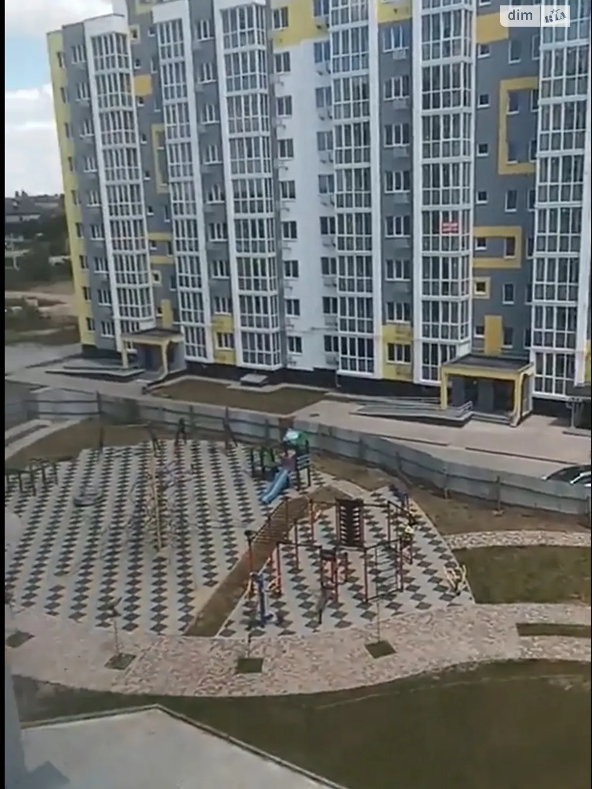 Продается 1-комнатная квартира 38 кв. м в Полтаве, ул. Бессарабская - фото 1