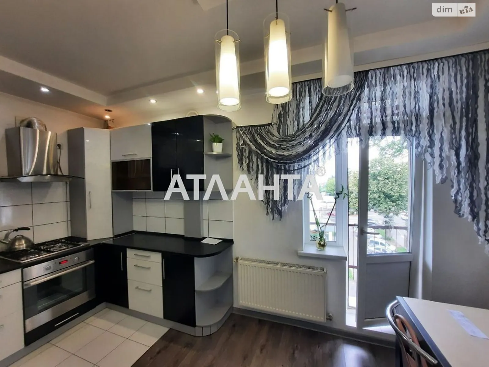 Продается 3-комнатная квартира 95.2 кв. м в Виннице, ул. Якова Шепеля - фото 1