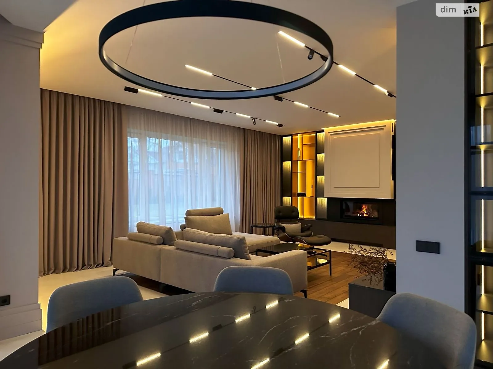 Продається будинок 2 поверховий 370 кв. м з балконом, цена: 777000 $ - фото 1