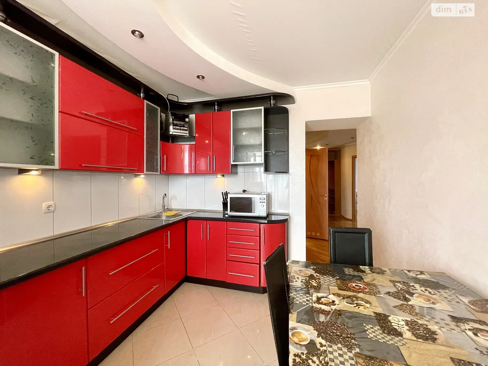 2-комнатная квартира 65 кв. м в Тернополе, ул. Карпенко - фото 1