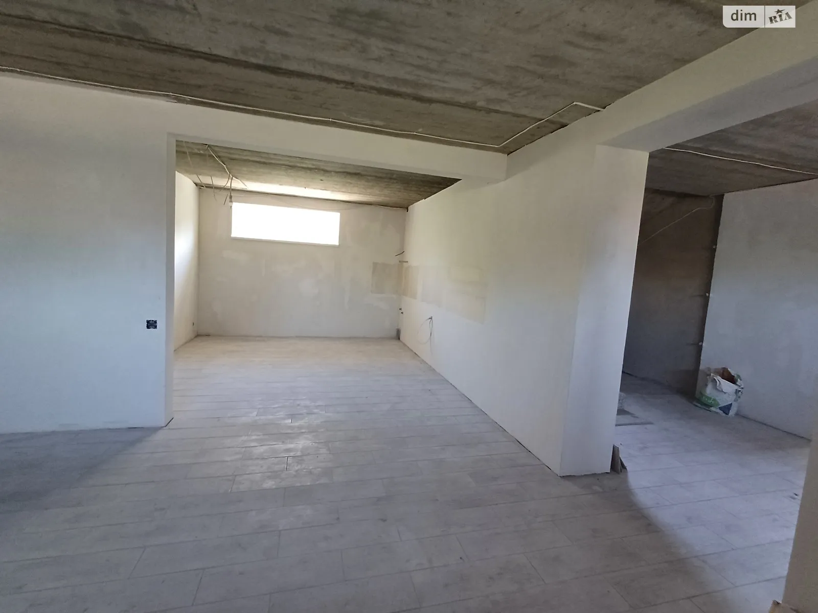 Продается дом на 2 этажа 162 кв. м с баней/сауной, цена: 20000 $ - фото 1