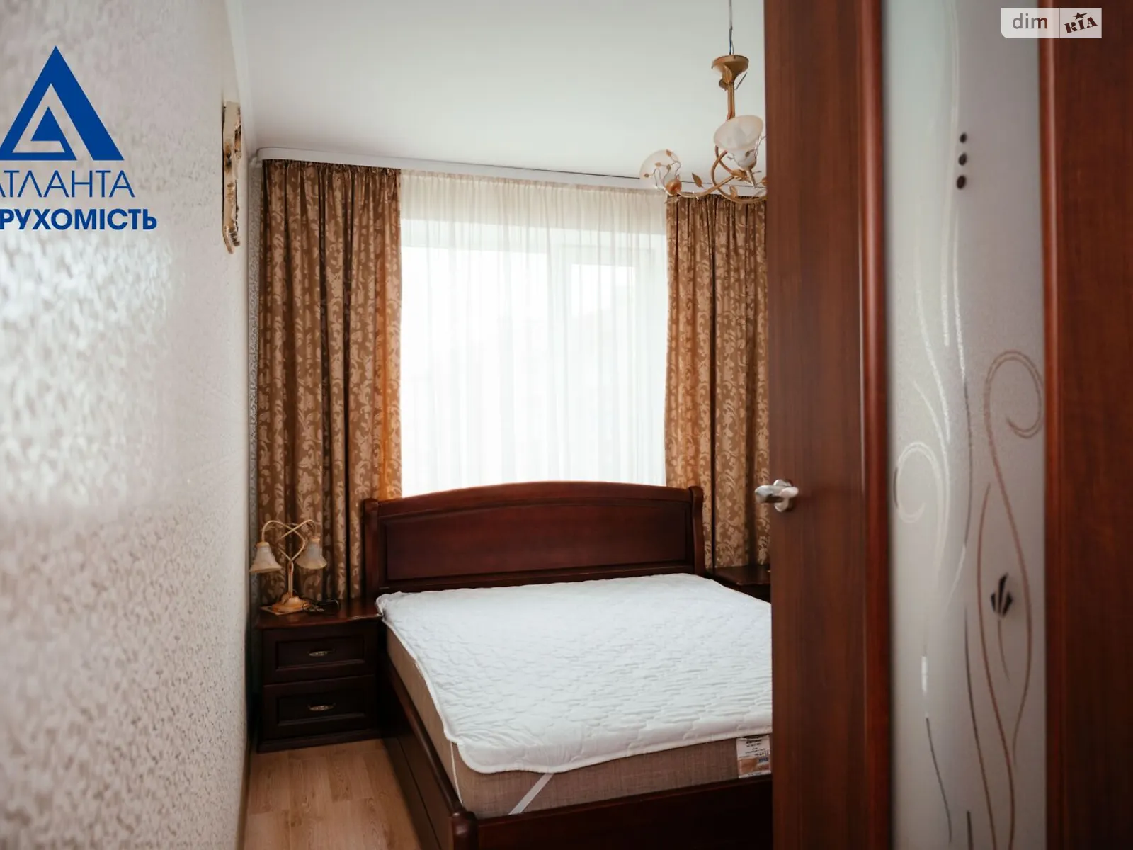 3-кімнатна квартира 65 кв. м у Луцьку, вул. Зоряна(Арцеулова), 5 - фото 1