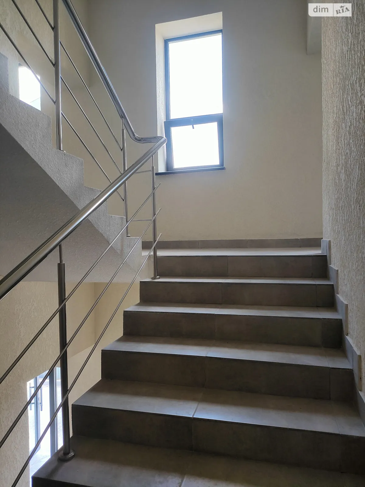 Продается помещения свободного назначения 32 кв. м в 3-этажном здании, цена: 46000 $ - фото 1