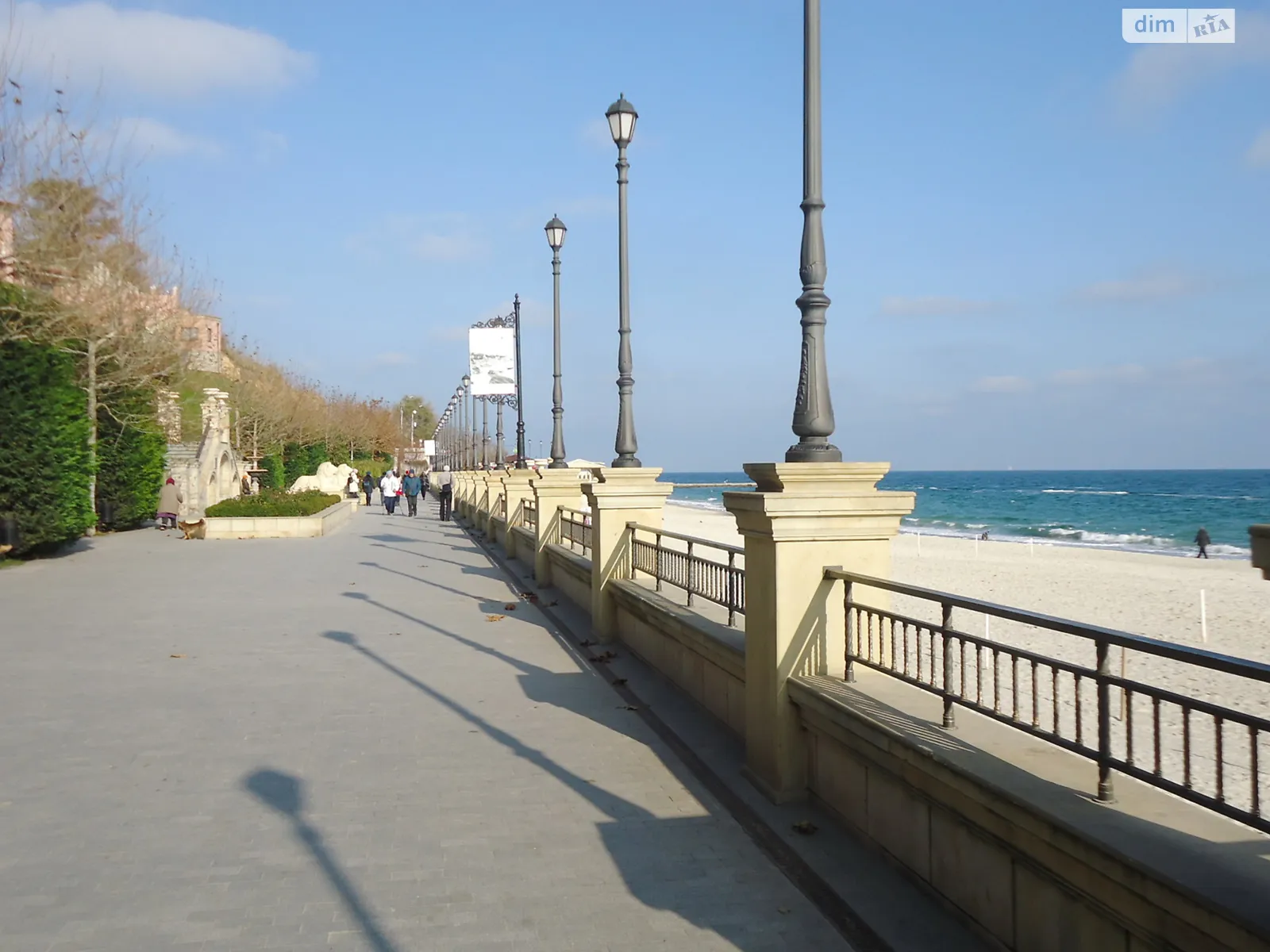 Продается 1-комнатная квартира 36 кв. м в Одессе, ул. Золотой берег, 5 - фото 1