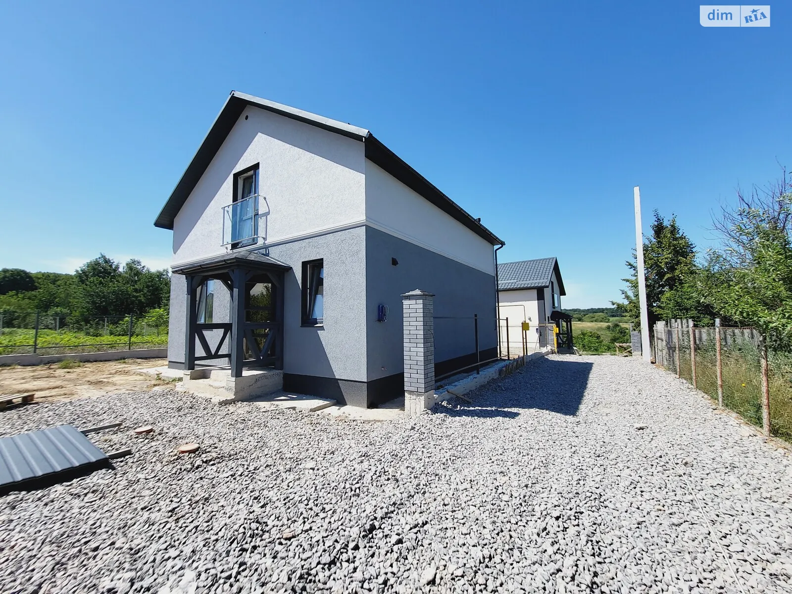 Продается дом на 2 этажа 110 кв. м с балконом, цена: 75000 $ - фото 1