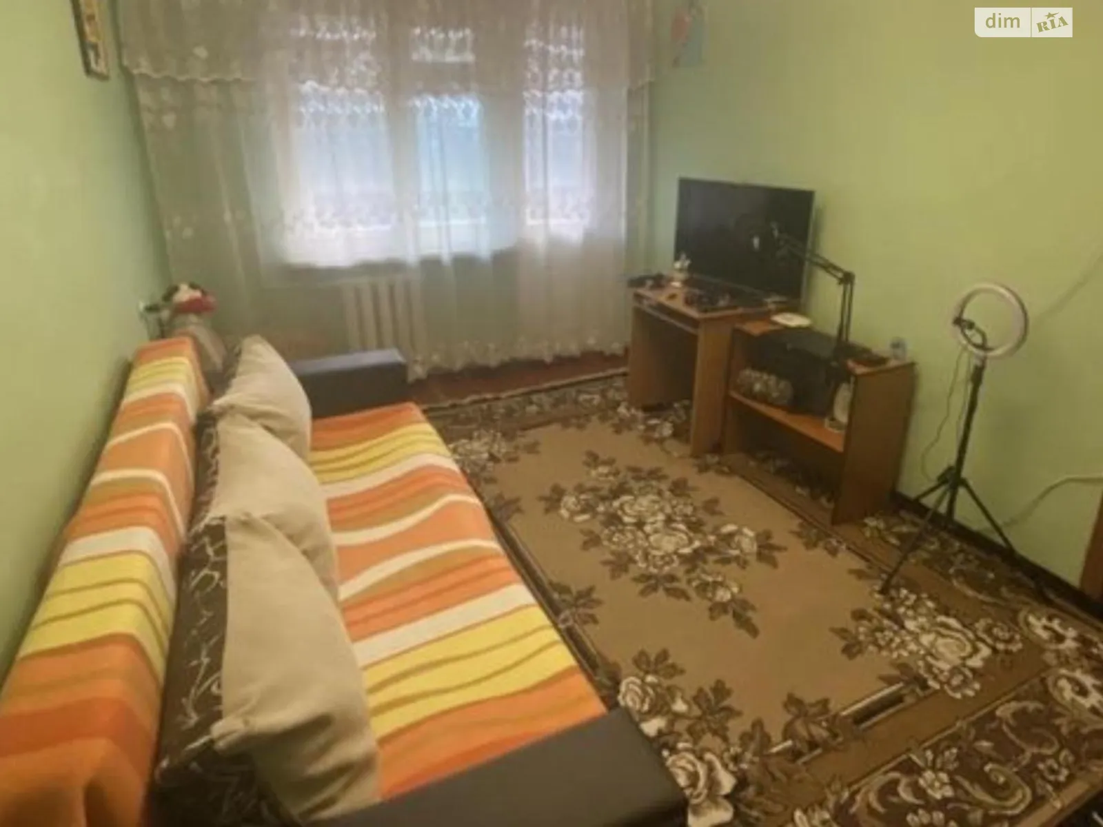 Продается 1-комнатная квартира 29.2 кв. м в Киеве, ул. Зодчих, 74 - фото 1
