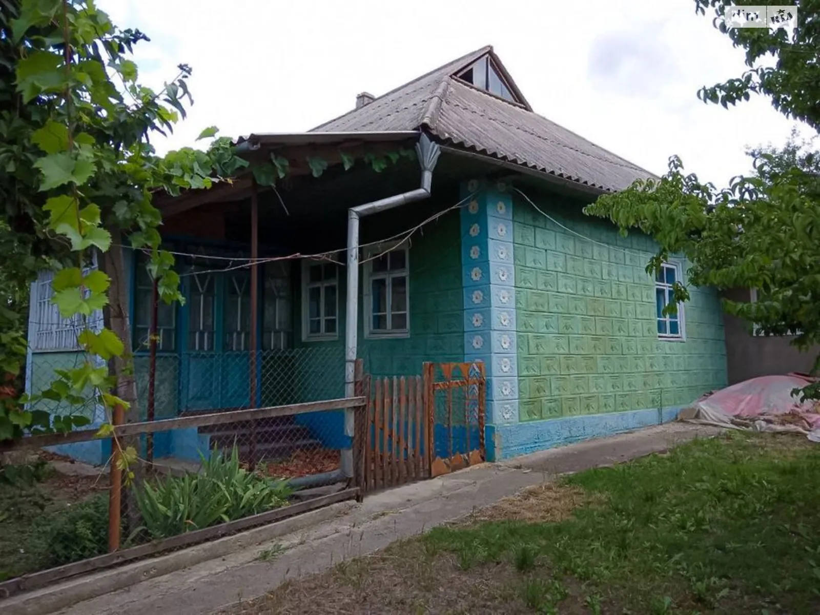 Продається одноповерховий будинок 90 кв. м з мансардою, цена: 8000 $ - фото 1