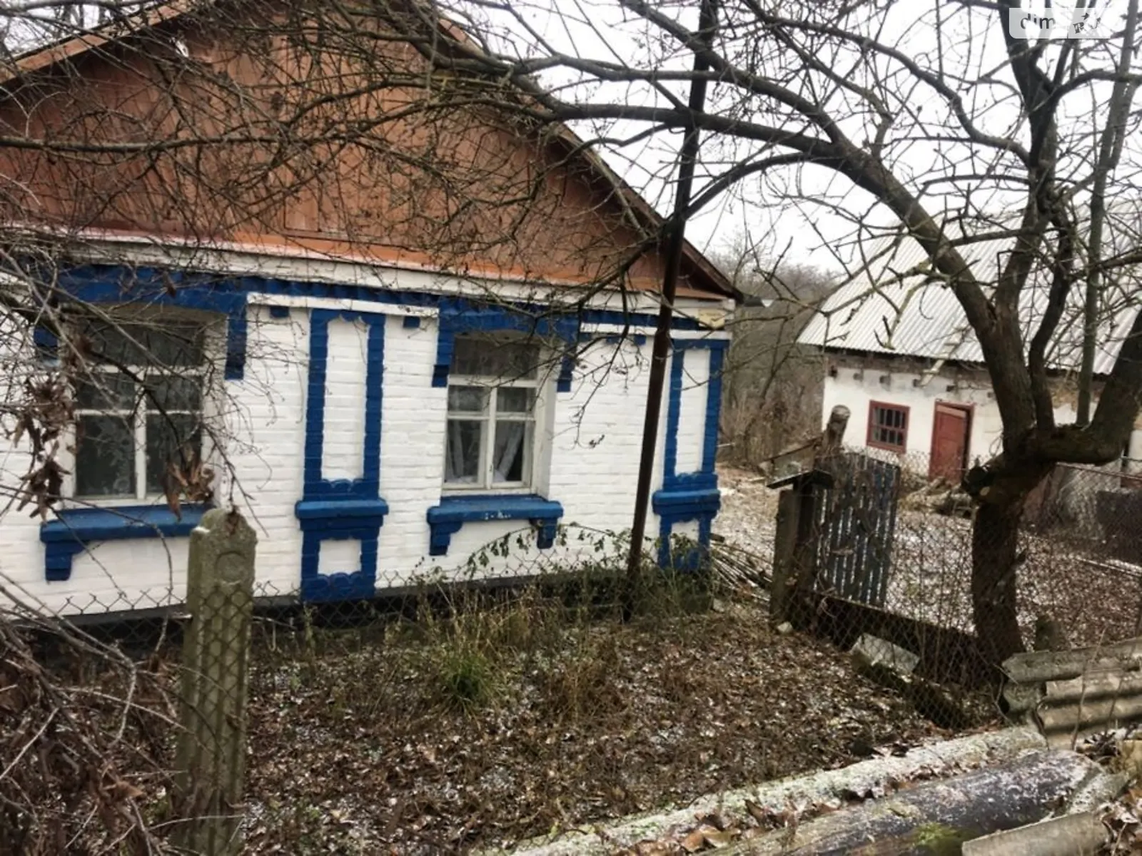 Продается одноэтажный дом 63 кв. м с гаражом, цена: 10000 $ - фото 1