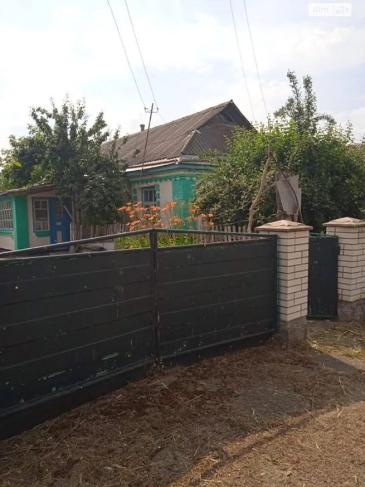 Продается одноэтажный дом 80 кв. м с гаражом, цена: 12000 $ - фото 1