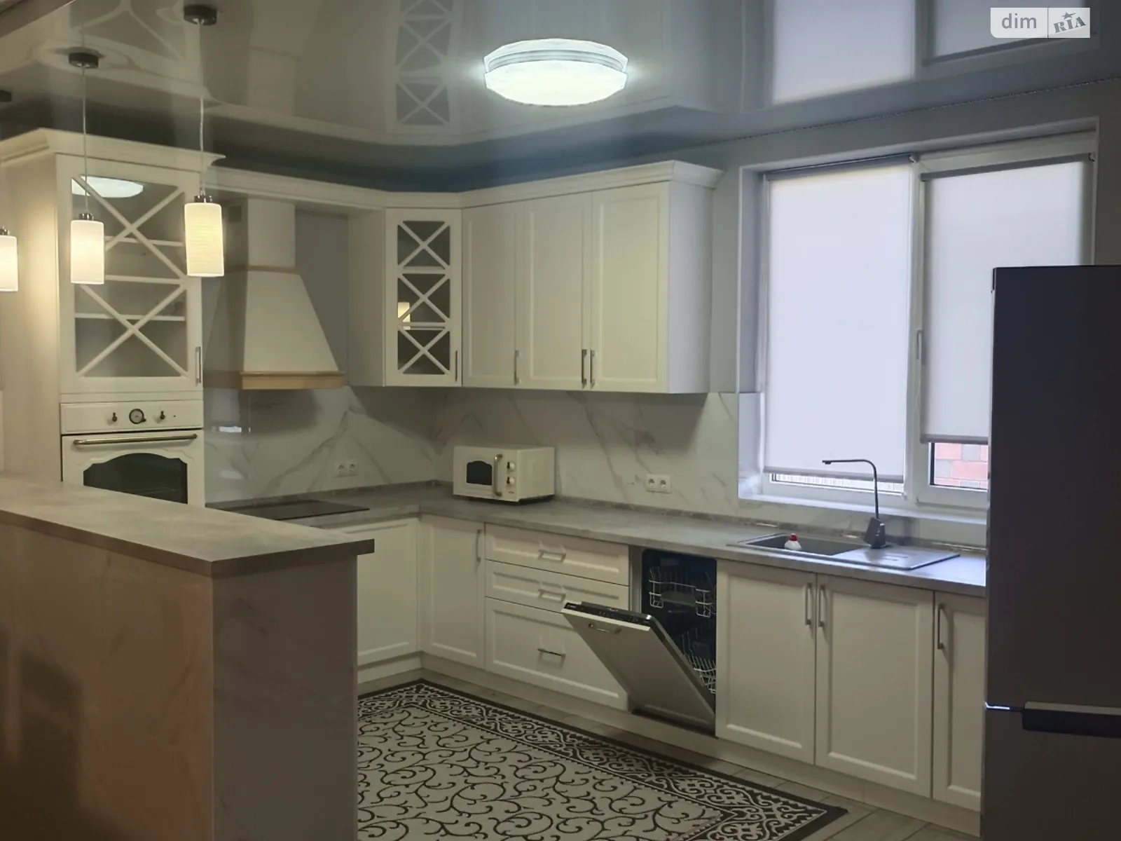 Продається одноповерховий будинок 140 кв. м з каміном, цена: 150000 $ - фото 1