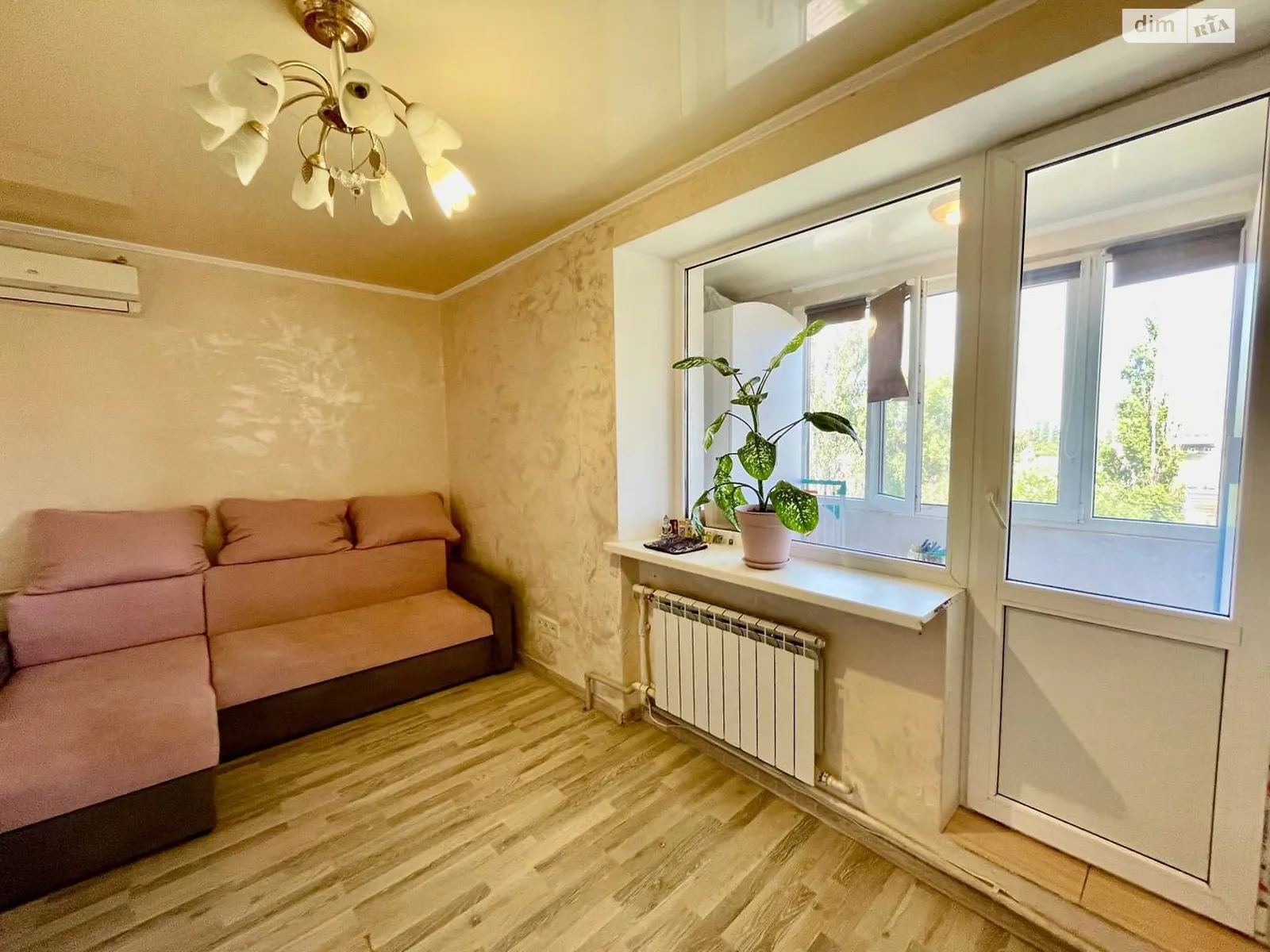 Продается 2-комнатная квартира 40.9 кв. м в Одессе, 1-я ул. Сортировочная - фото 1