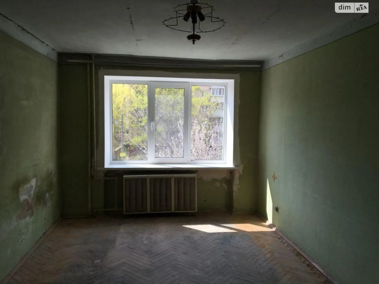 Продается 4-комнатная квартира 71.2 кв. м в Киеве, просп. Науки, 24 - фото 1