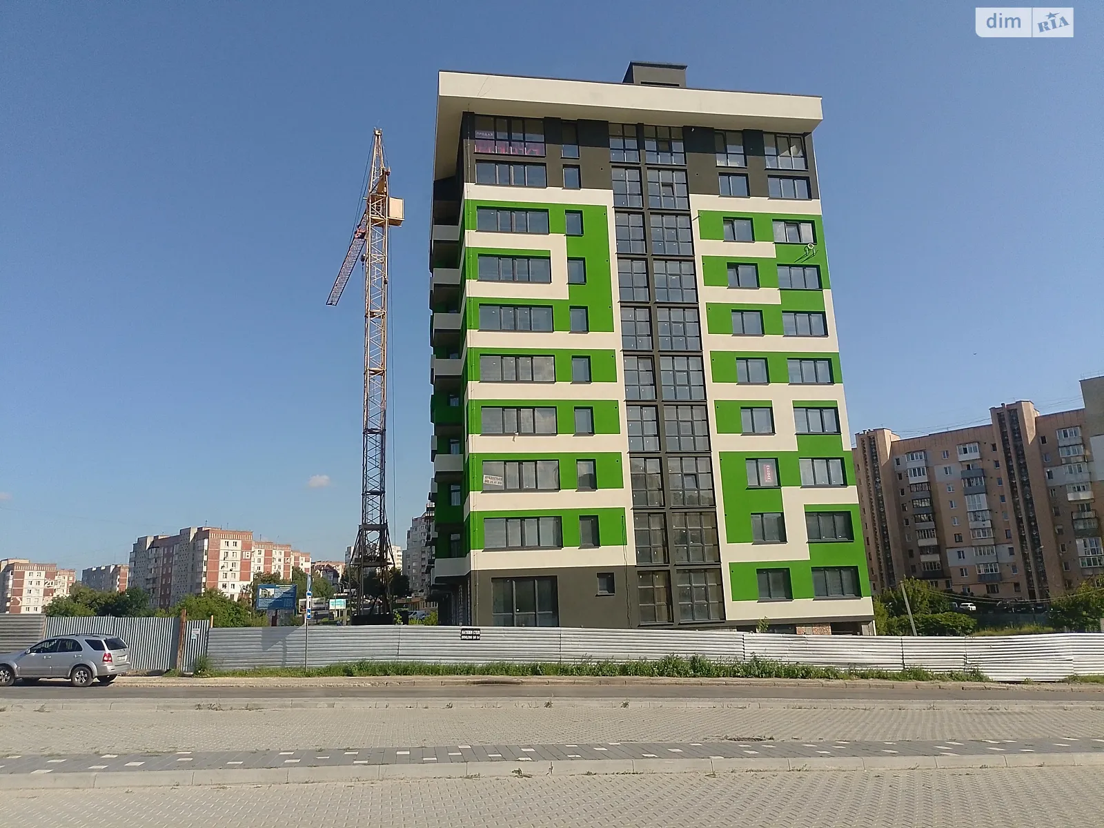 2-кімнатна квартира 70 кв. м у Тернополі, вул. Євгена Коновальця - фото 1
