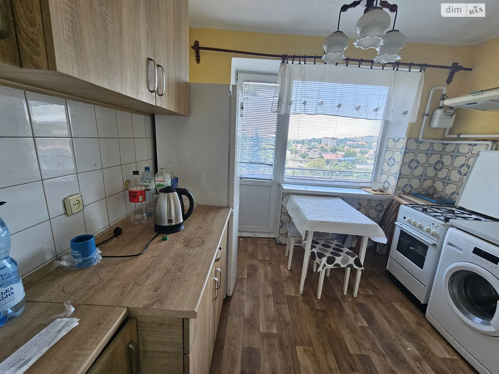Продается 3-комнатная квартира 65 кв. м в Ужгороде, ул. Оноковская - фото 1