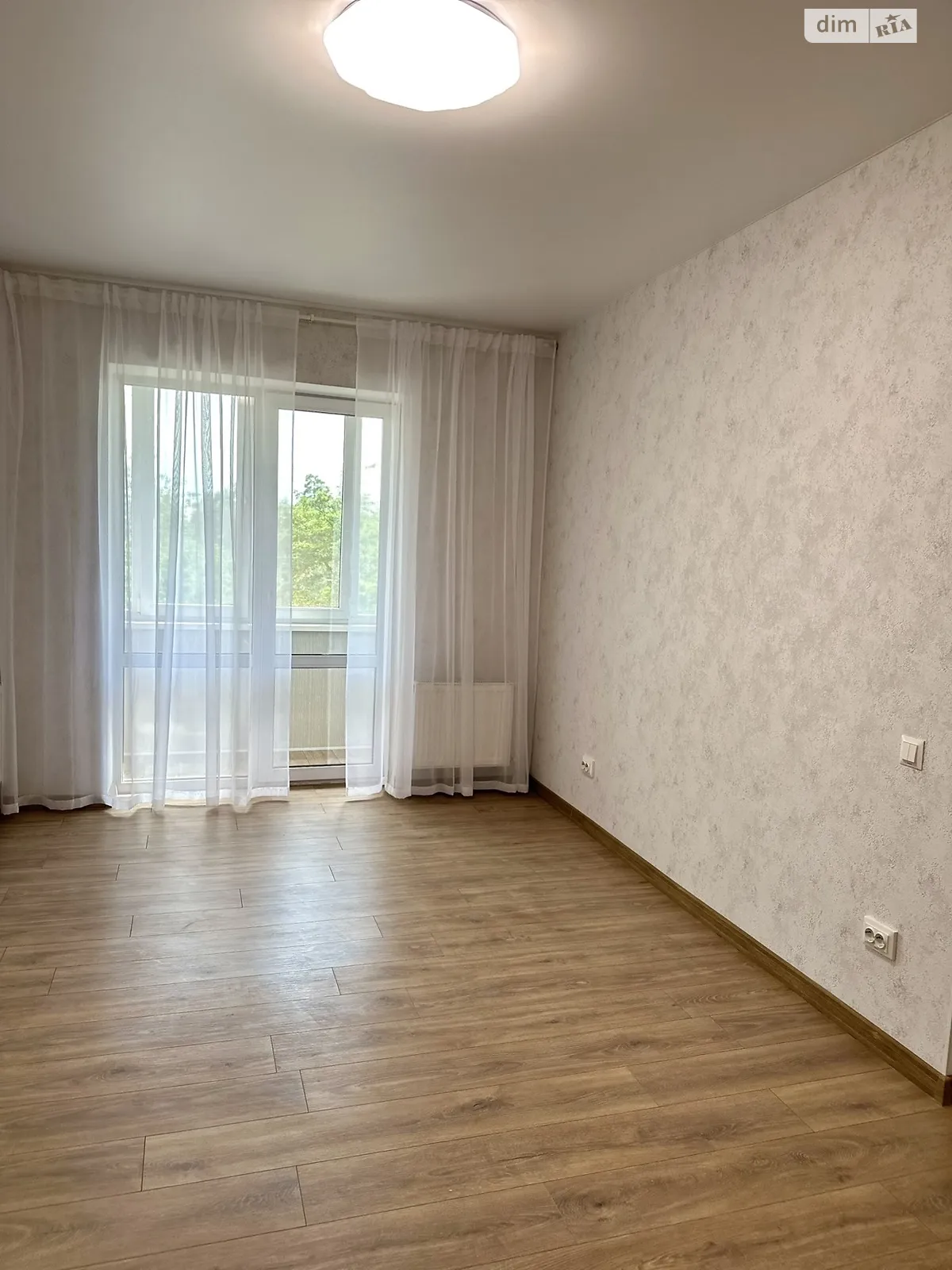 Продается 1-комнатная квартира 35.8 кв. м в Буче, вул. Шевченко, 48Б - фото 1
