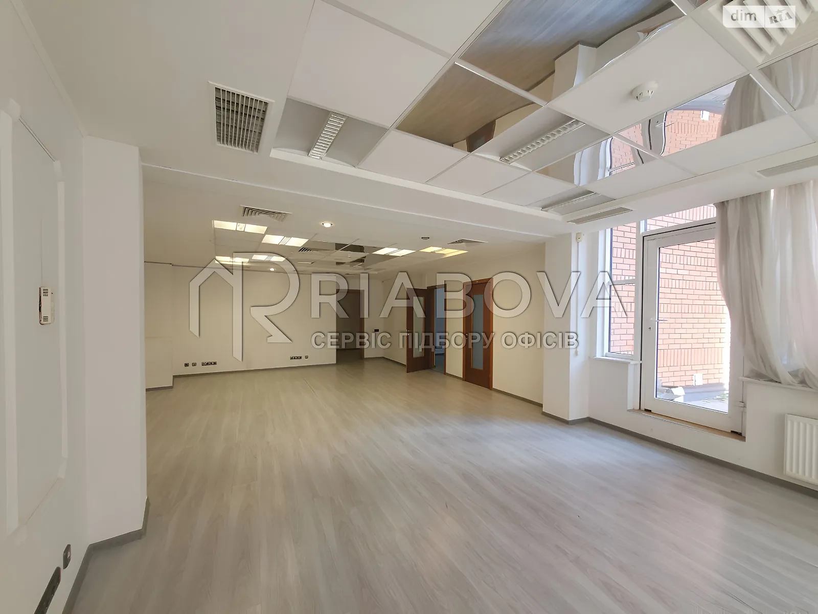 Здається в оренду офіс 500 кв. м в бізнес-центрі, цена: 5000 $ - фото 1
