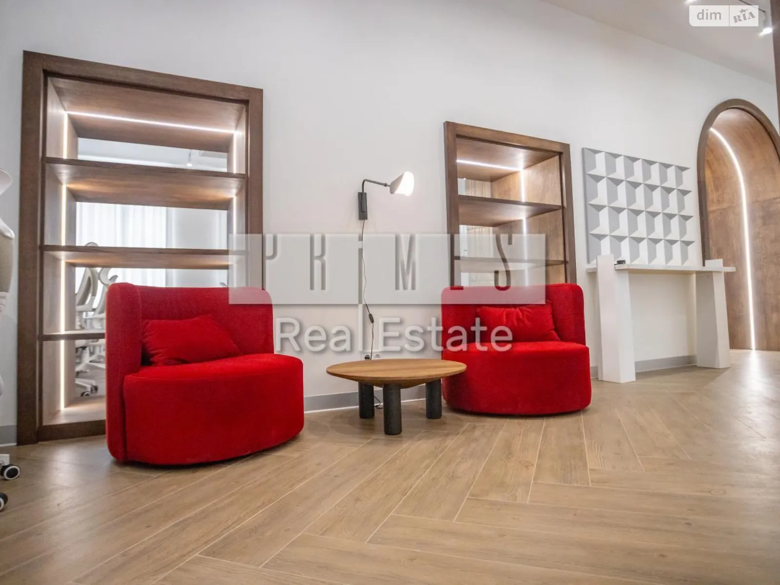 Здається в оренду офіс 62 кв. м в бізнес-центрі, цена: 3100 $ - фото 1