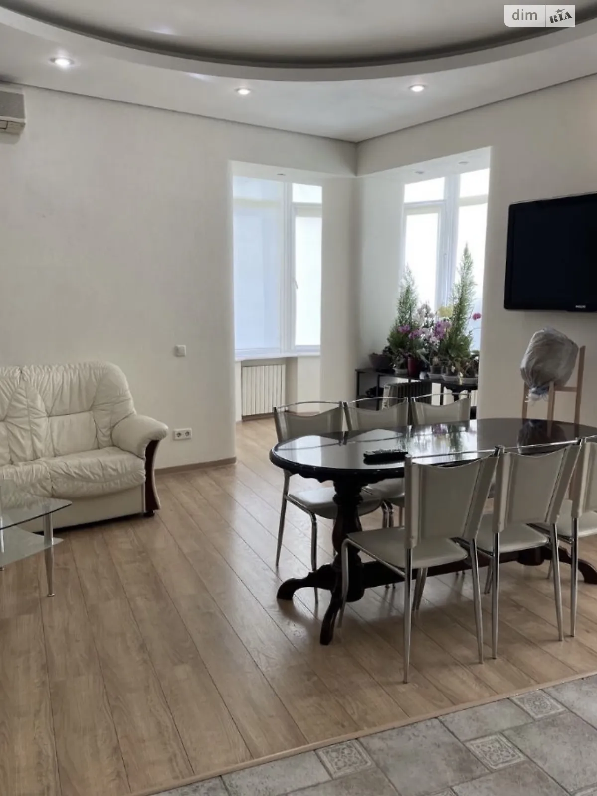 Здається в оренду 2-кімнатна квартира 81 кв. м у Дніпрі, вул. Європейська, 30 - фото 1