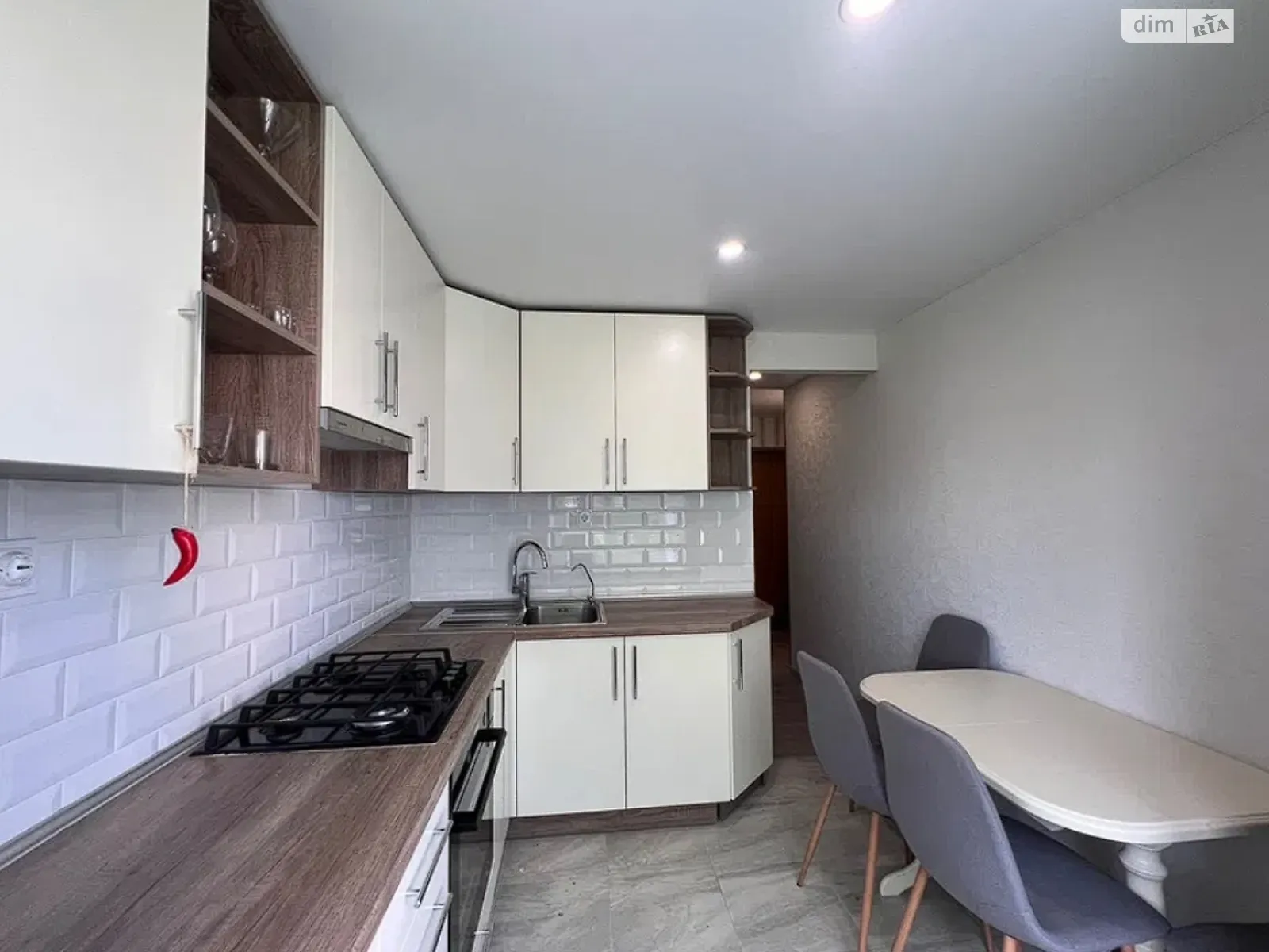 Продается 2-комнатная квартира 55 кв. м в Хмельницком, просп. Мира, 72 - фото 1