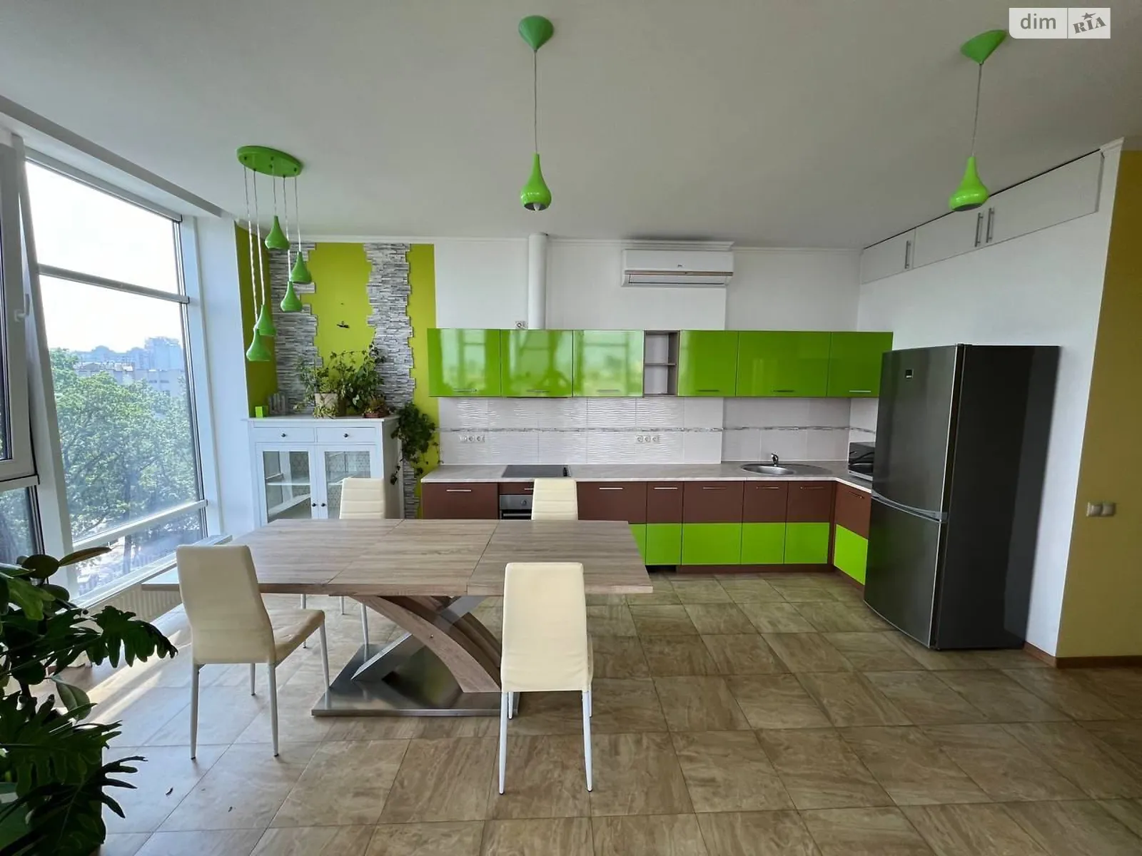 Сдается в аренду 3-комнатная квартира 113 кв. м в Киеве, ул. Авиаконструктора Антонова, 2Б - фото 1
