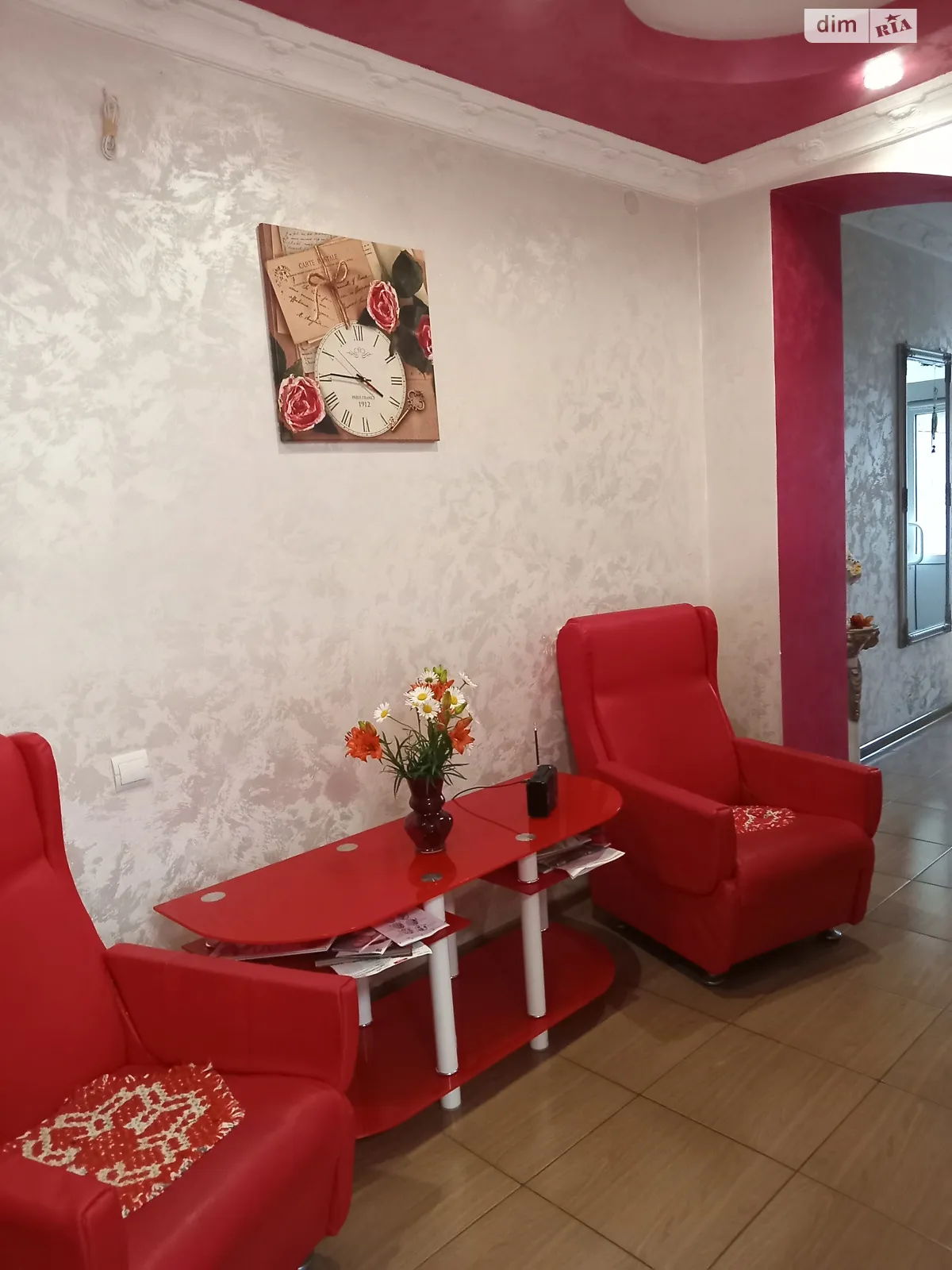 Продается офис 47 кв. м в бизнес-центре, цена: 52000 $ - фото 1