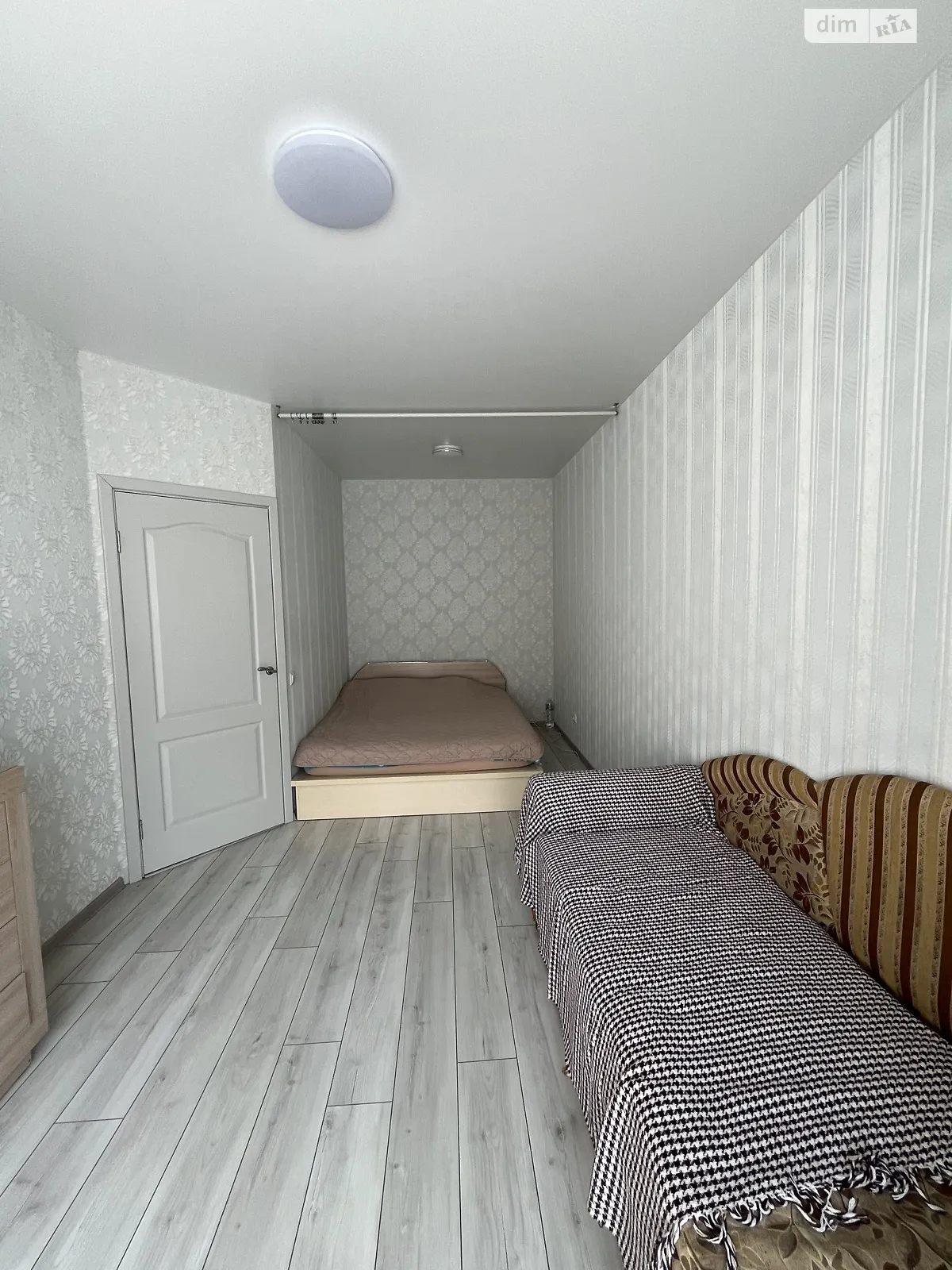 Продается 1-комнатная квартира 36 кв. м в Хмельницком, ул. Кармелюка, 11 - фото 1