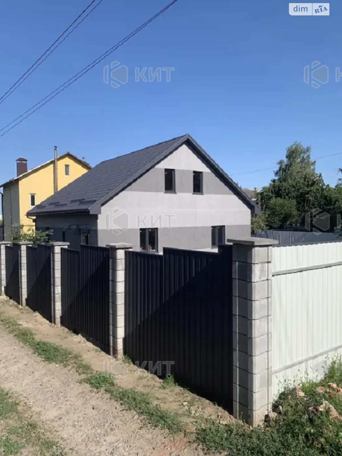 Продається будинок 2 поверховий 200 кв. м з гаражем, цена: 99000 $ - фото 1