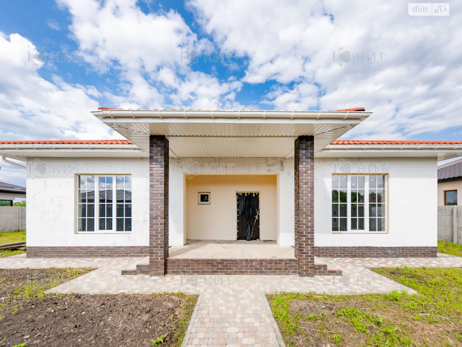 Продається одноповерховий будинок 160 кв. м з банею/сауною, цена: 150000 $ - фото 1