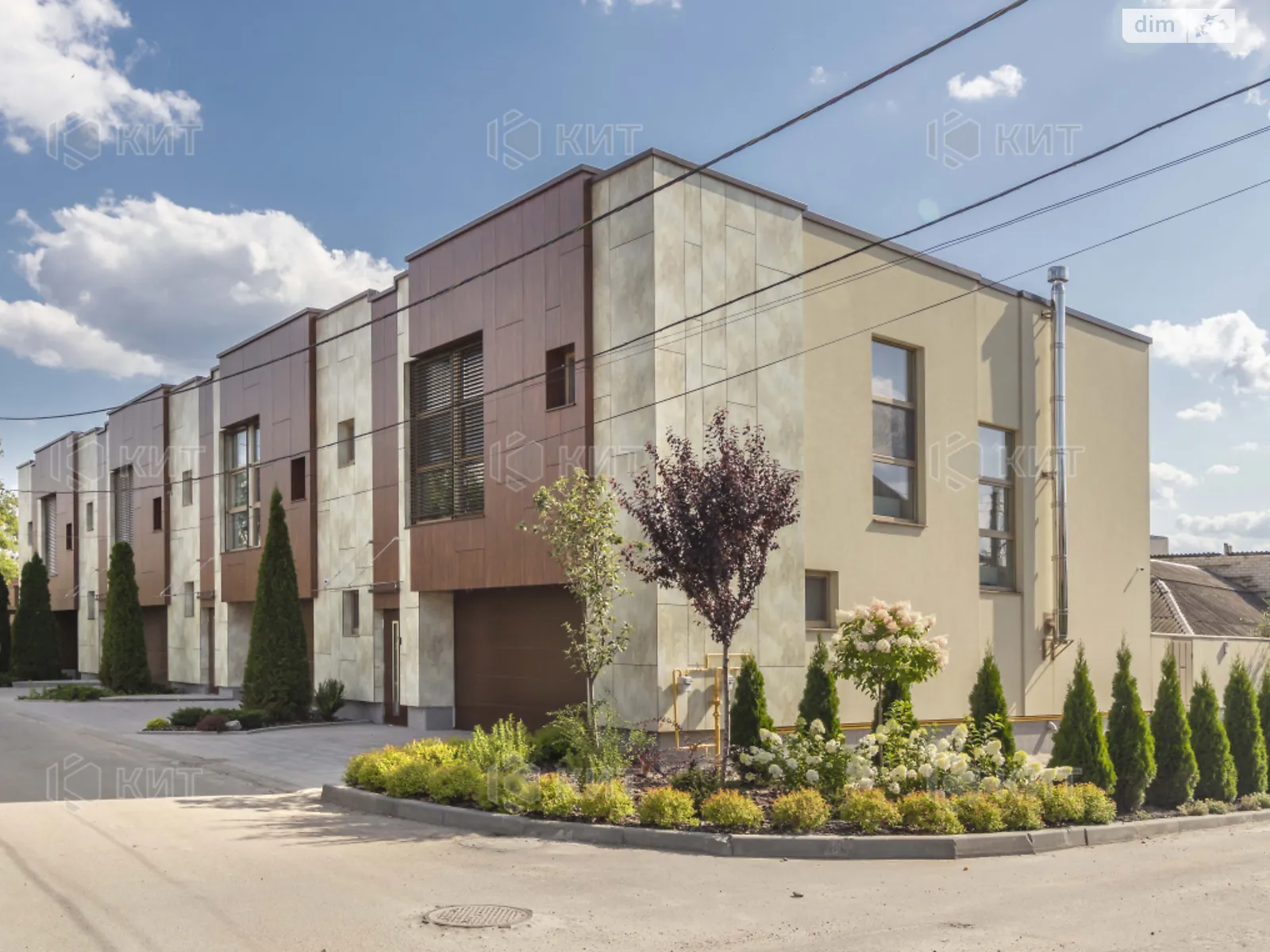 Продається будинок 2 поверховий 225.9 кв. м з банею/сауною, цена: 350000 $ - фото 1