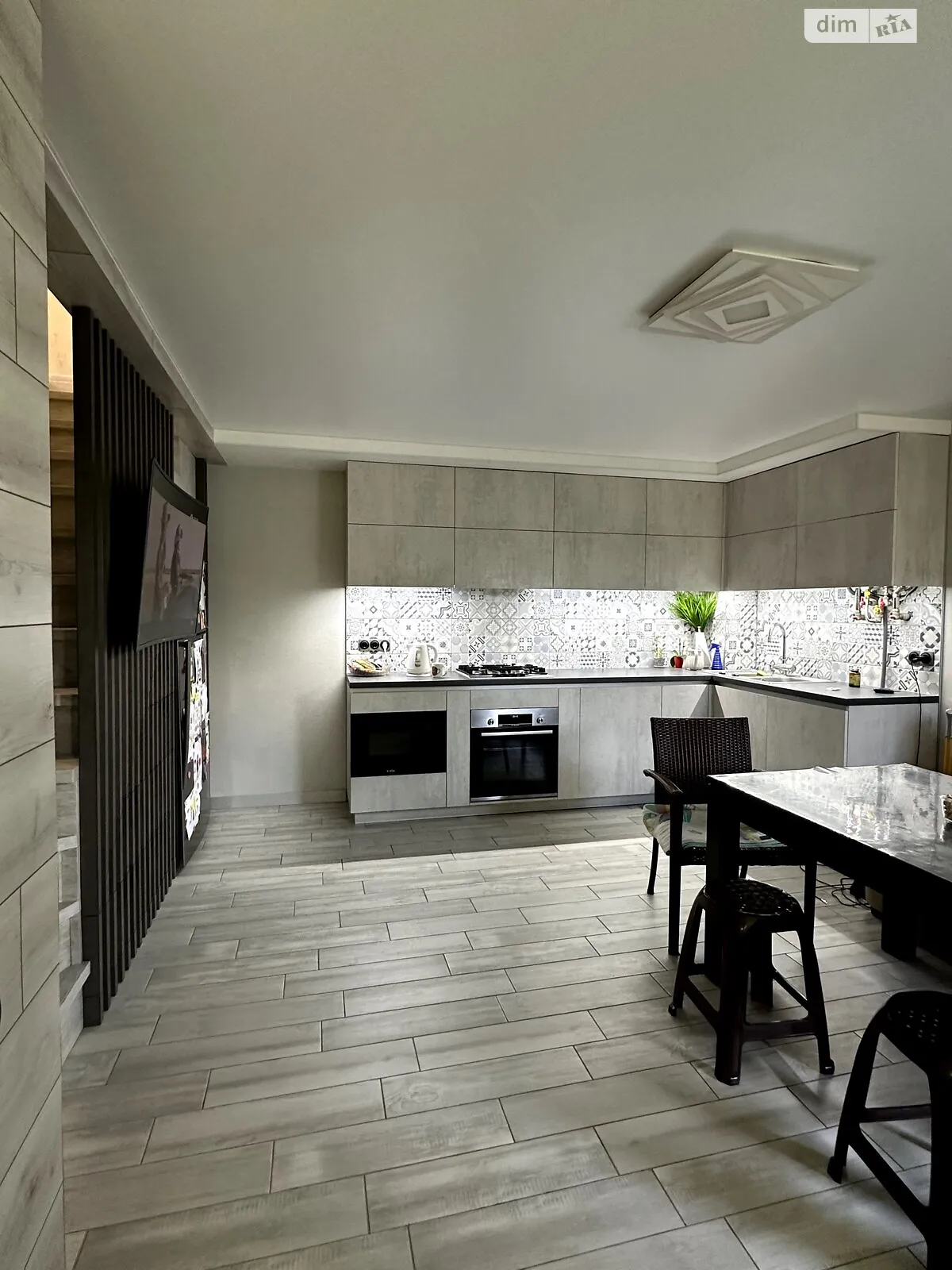 Продается 2-комнатная квартира 75.3 кв. м в Одессе, пер. Виноградный, 23 - фото 1