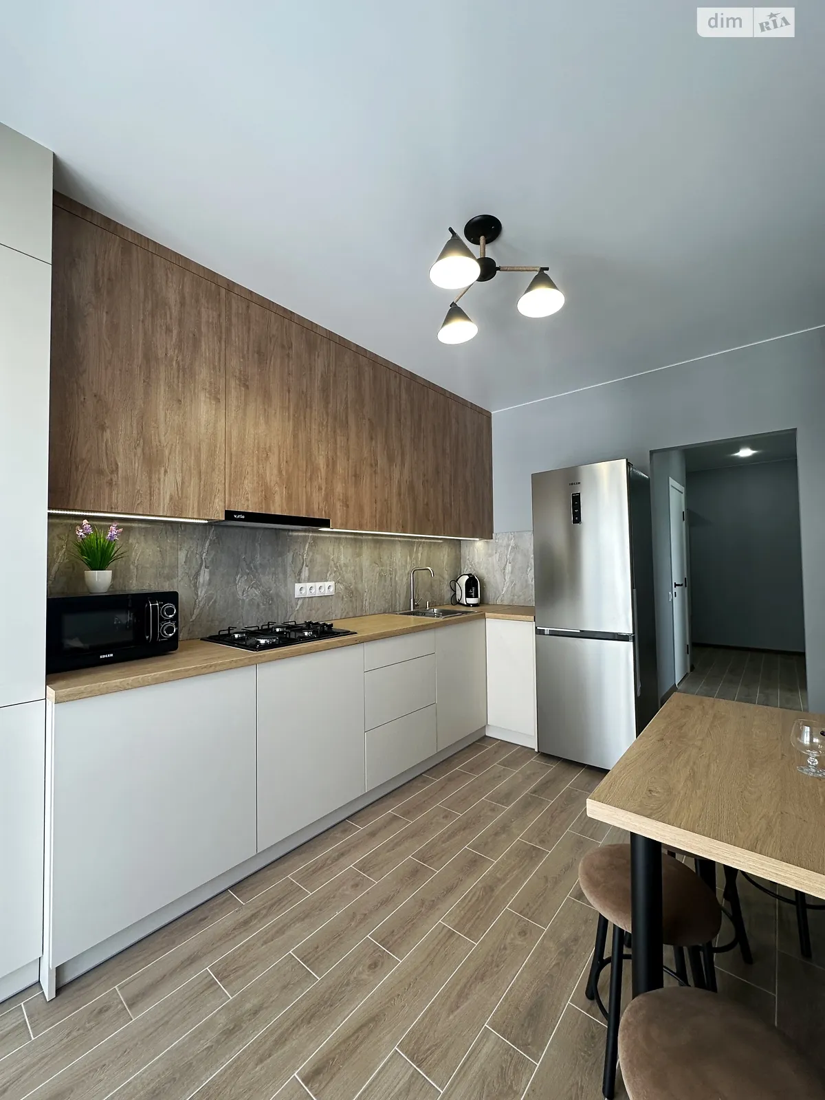 Продается 2-комнатная квартира 48 кв. м в Кременце, ул. 107-й Кременецкой Дивизии, 14А - фото 1