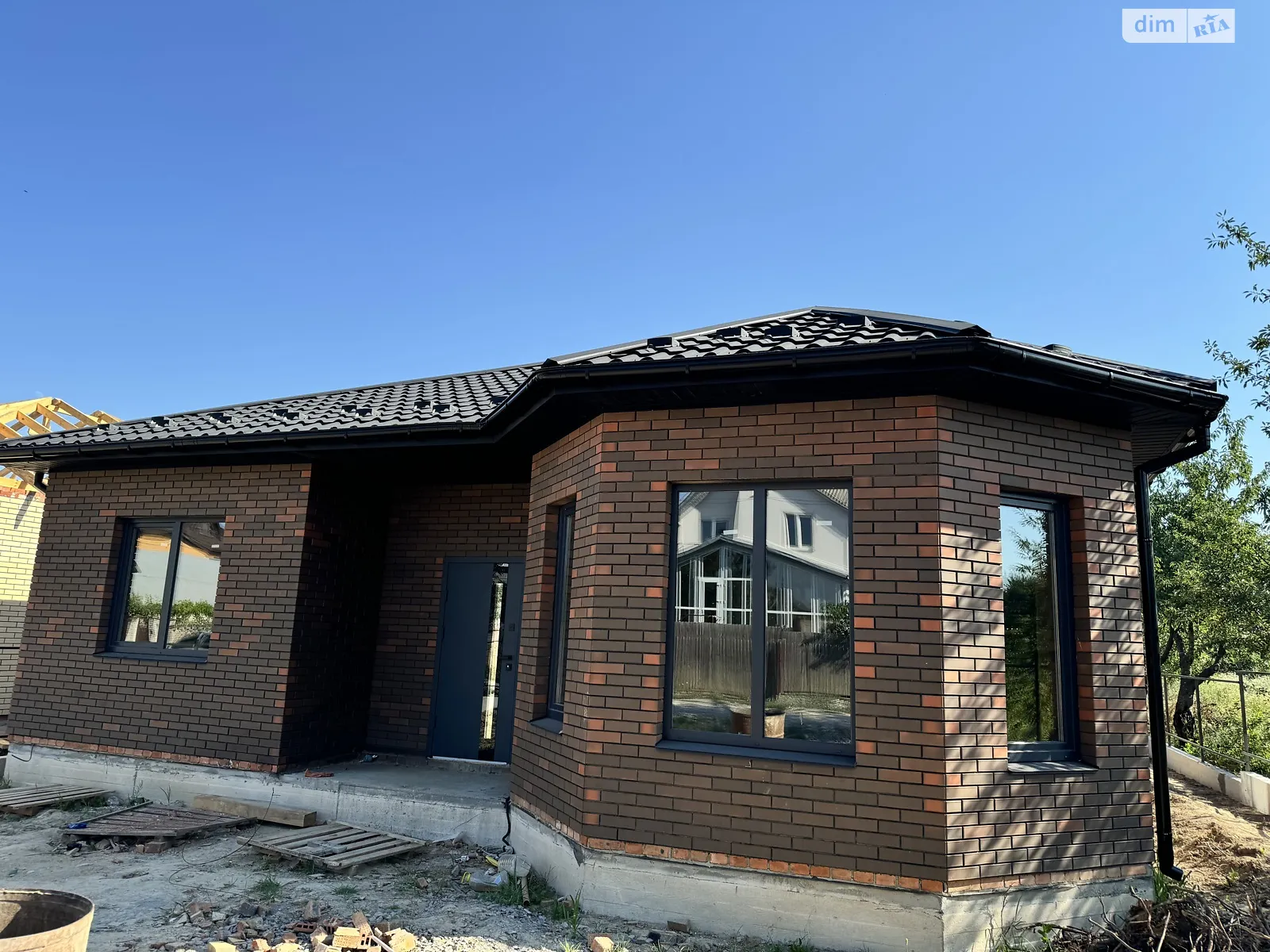 Продається одноповерховий будинок 120 кв. м з балконом, цена: 75000 $ - фото 1
