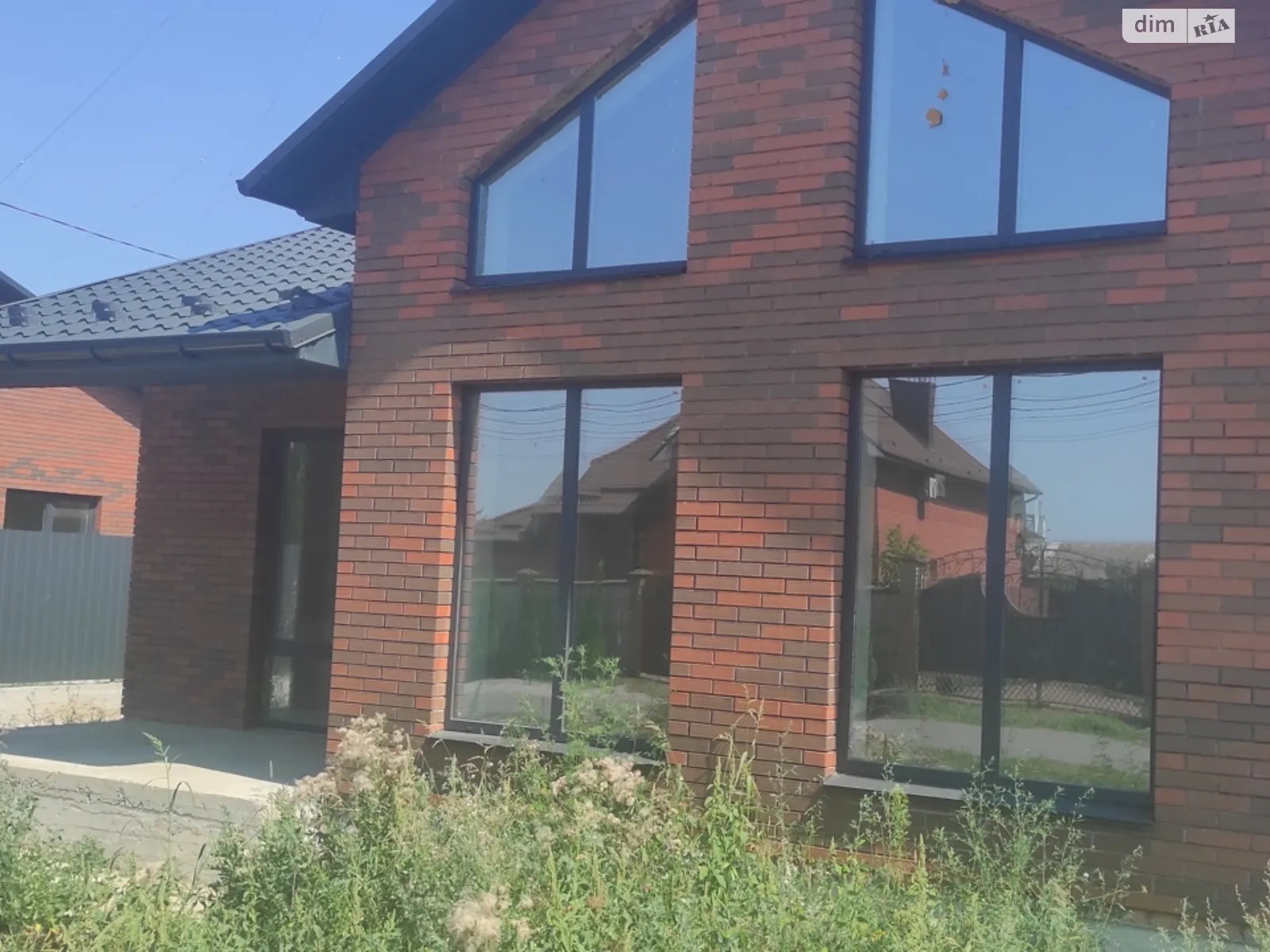 Продается одноэтажный дом 130 кв. м с бассейном, цена: 135000 $ - фото 1