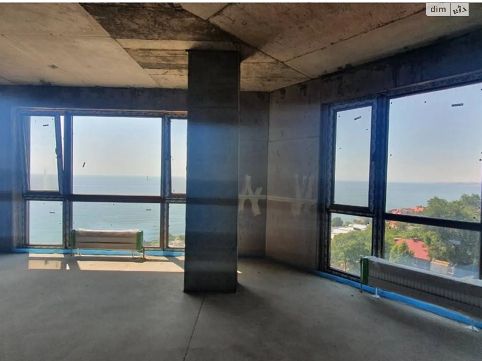 Продается 2-комнатная квартира 96 кв. м в Одессе, ул. Дача Ковалевского, 91 - фото 1