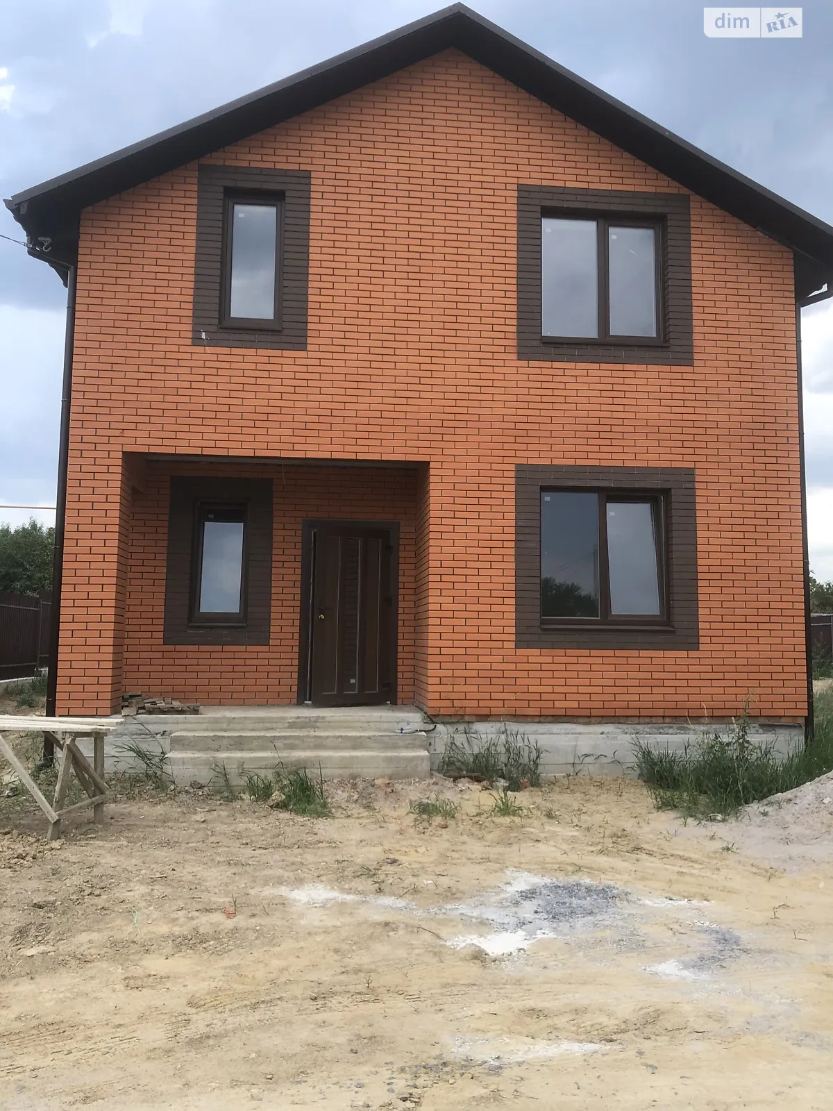 Продается дом на 2 этажа 120 кв. м с гаражом, цена: 85000 $ - фото 1