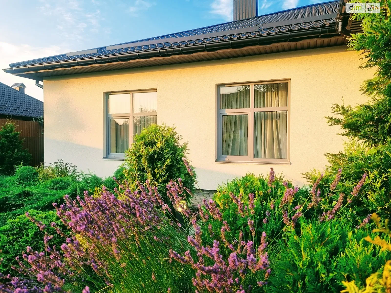 Продається одноповерховий будинок 180 кв. м з гаражем, цена: 190000 € - фото 1