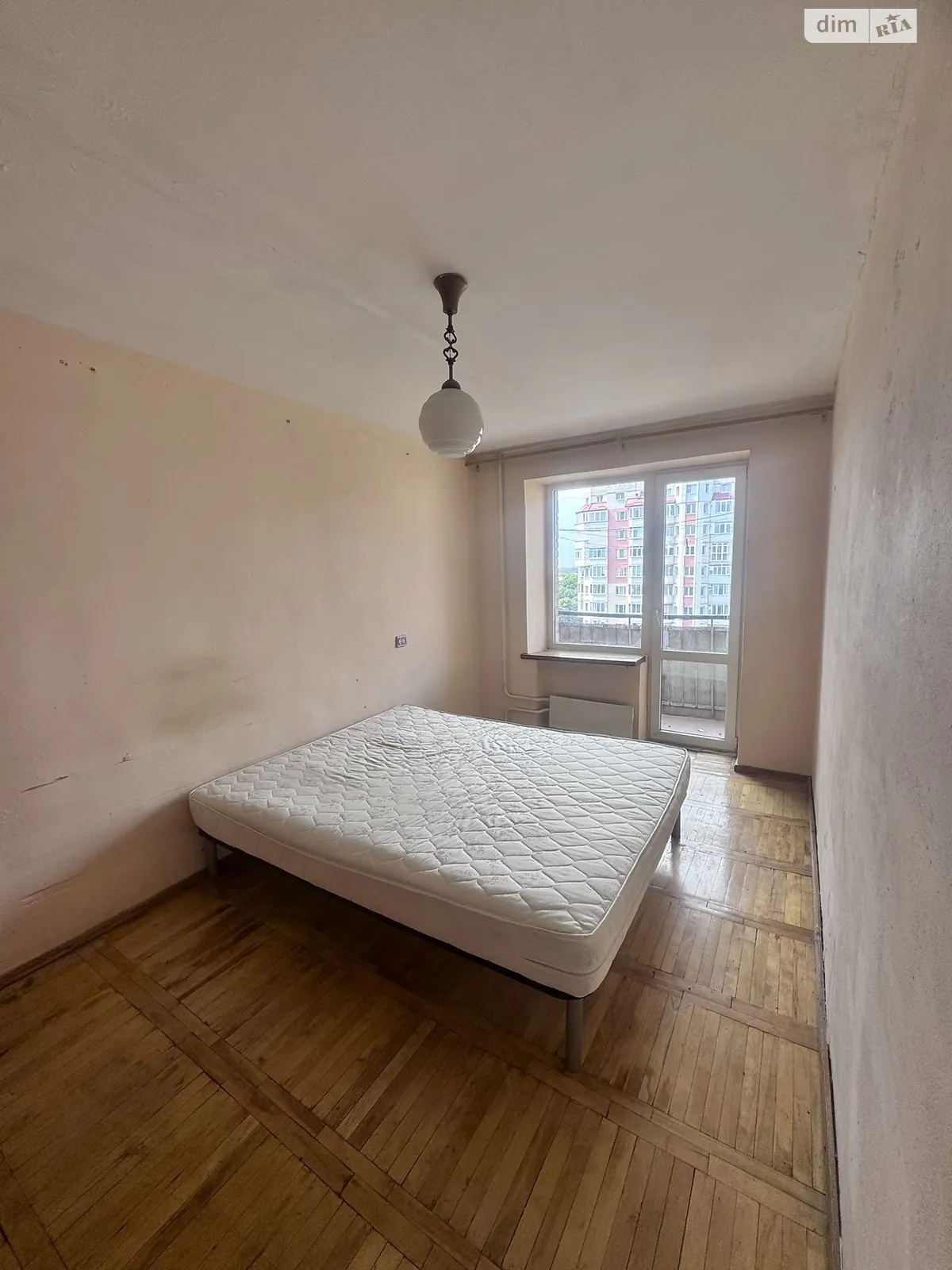 Продается 2-комнатная квартира 53 кв. м в Ровно - фото 2
