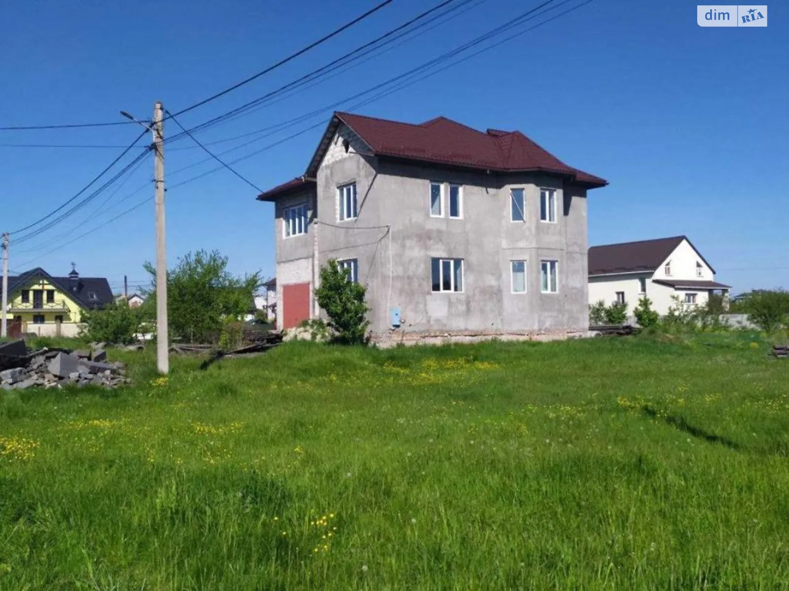 Продается дом на 2 этажа 240 кв. м с бассейном, цена: 112000 $ - фото 1