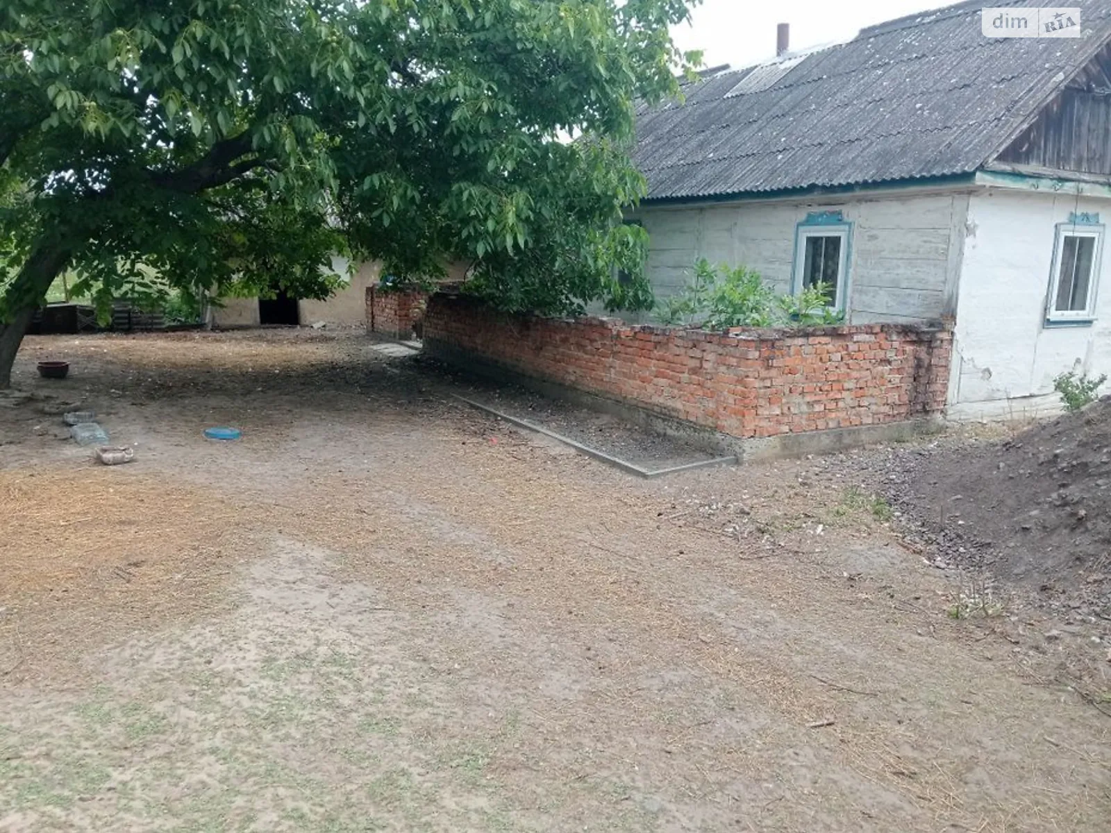 Продается одноэтажный дом 74 кв. м с участком, цена: 2400 $ - фото 1