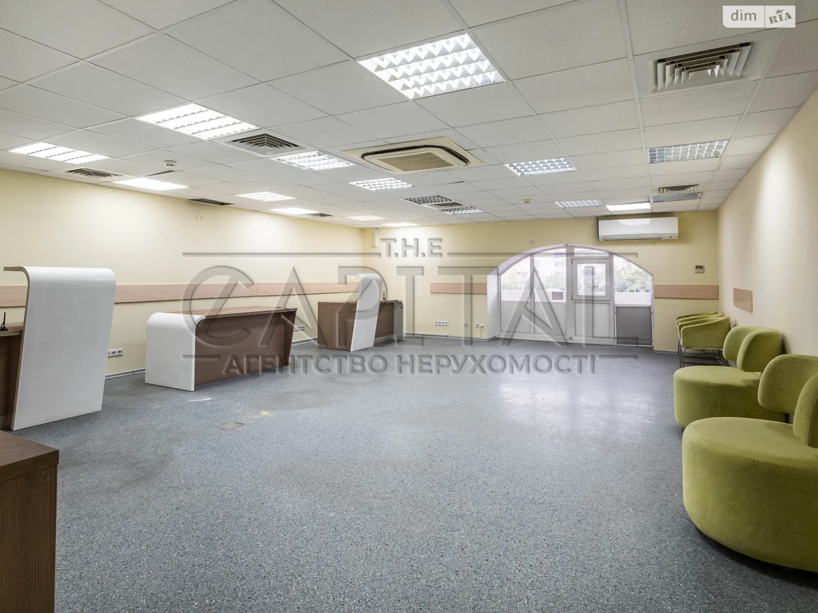 Сдается в аренду офис 330 кв. м в бизнес-центре, цена: 3100 $ - фото 1